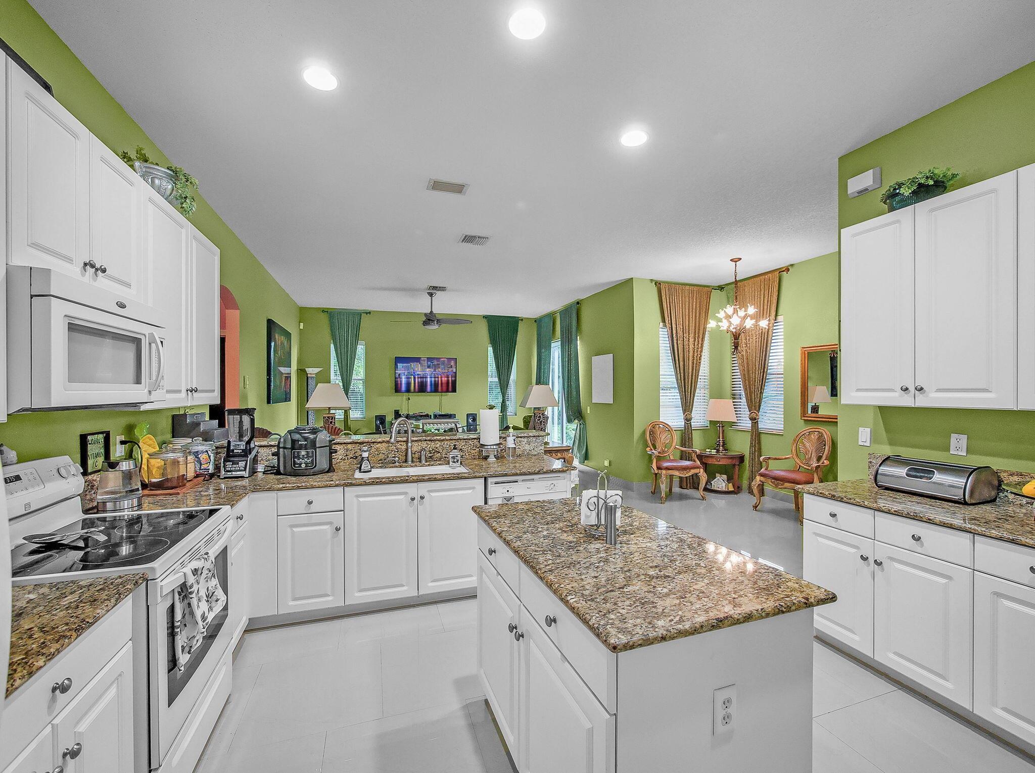 PORT ST LUCIE SECTION 9 - Residential