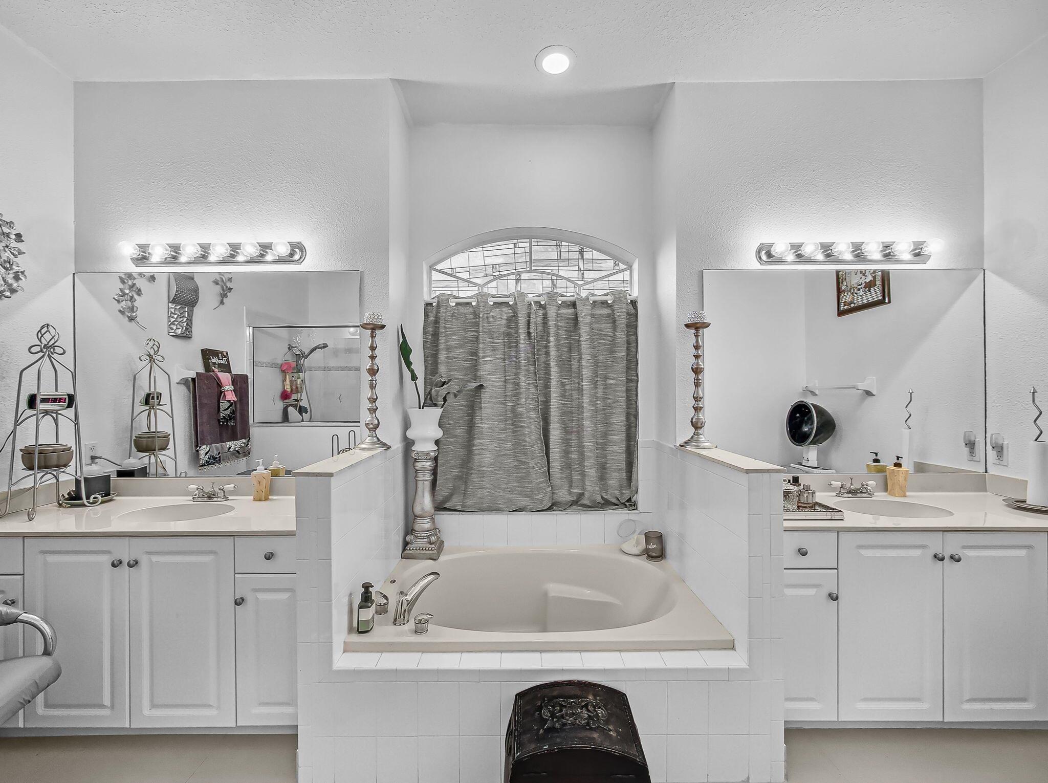 PORT ST LUCIE SECTION 9 - Residential