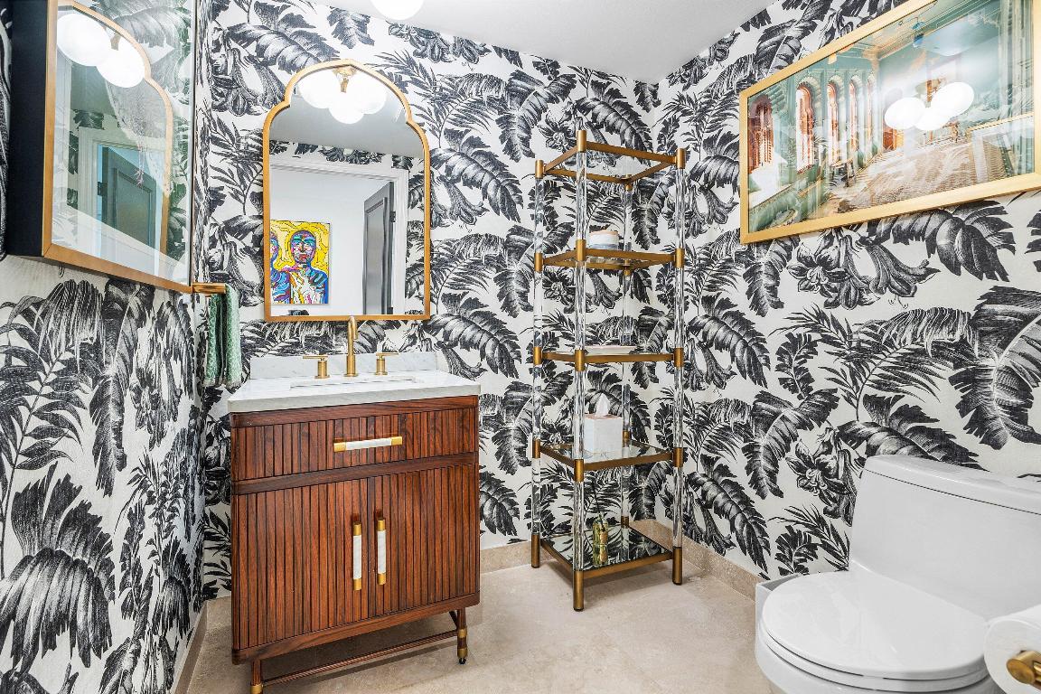 TOSCANA NORTH CONDO - Residential