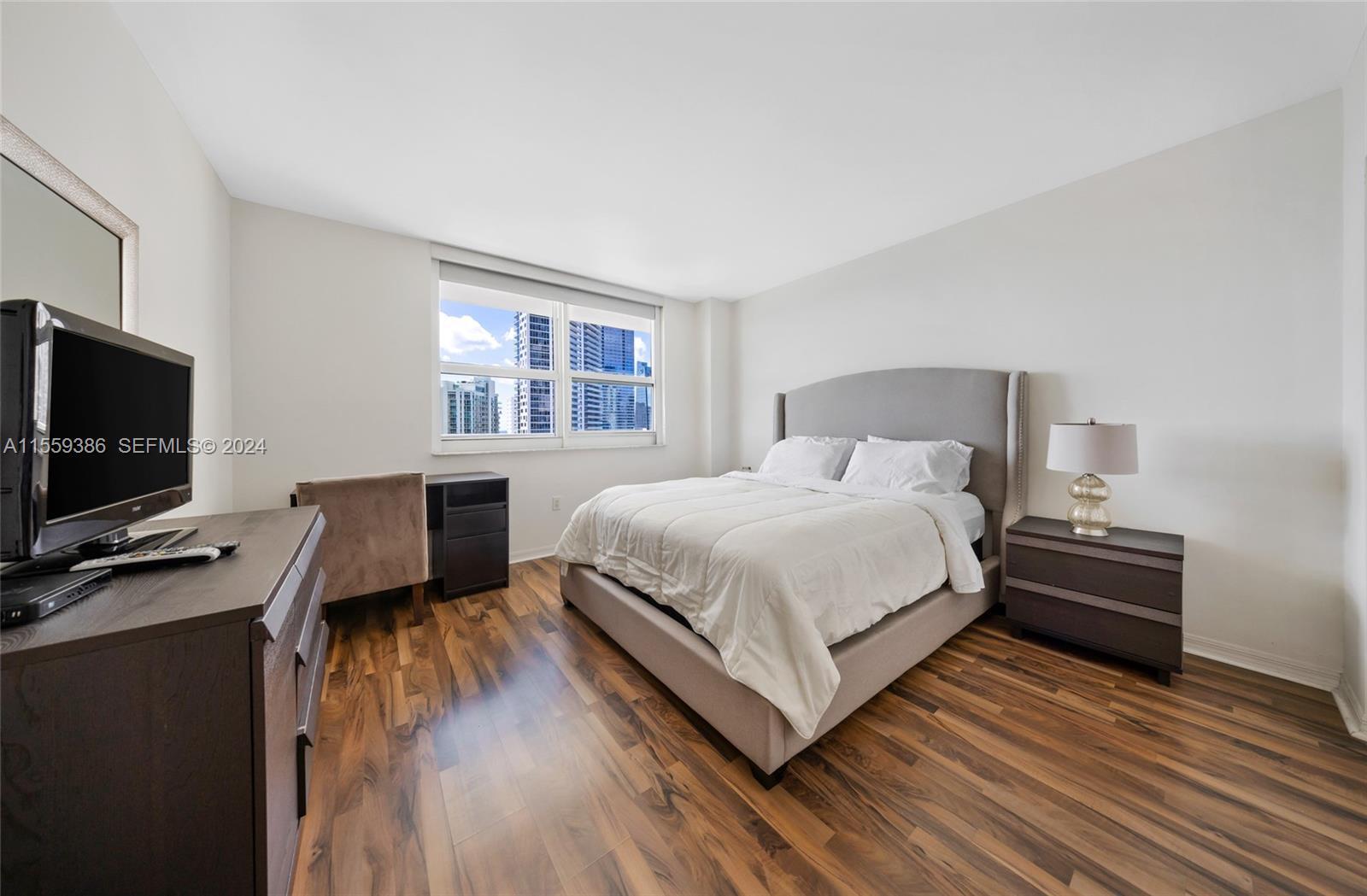 THE MARK ON BRICKELL COND - Residential Lease