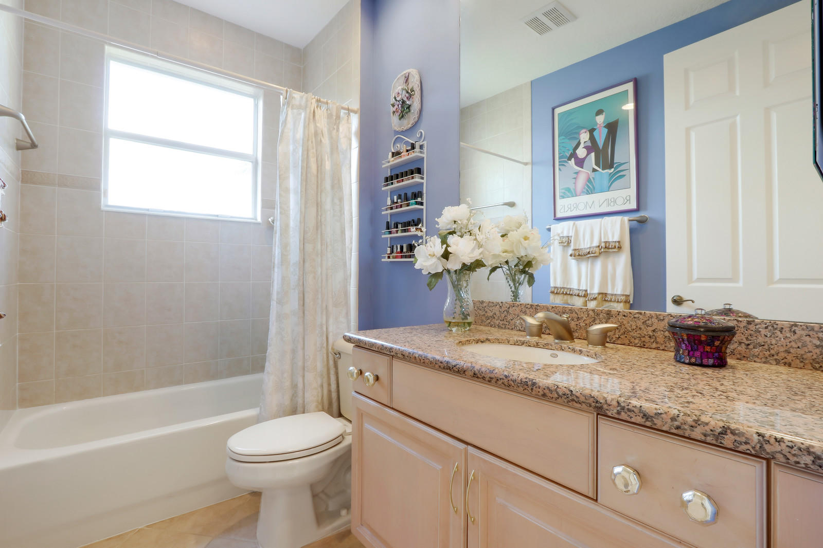 ISOLA BELLA ESTATES                             VI - Residential