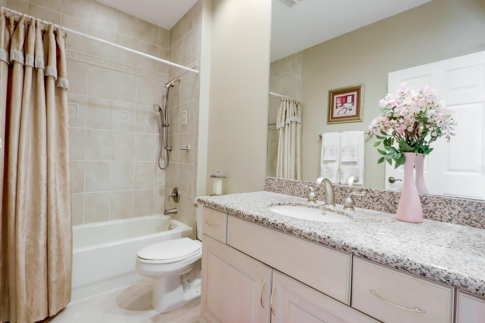 ISOLA BELLA ESTATES                             VI - Residential