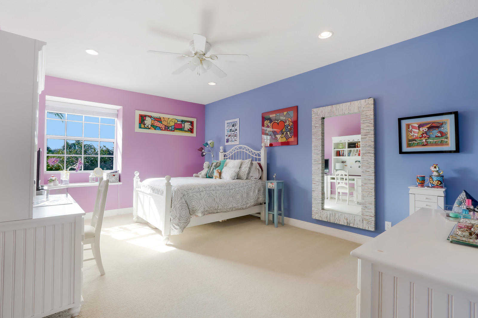 ISOLA BELLA ESTATES                             VI - Residential