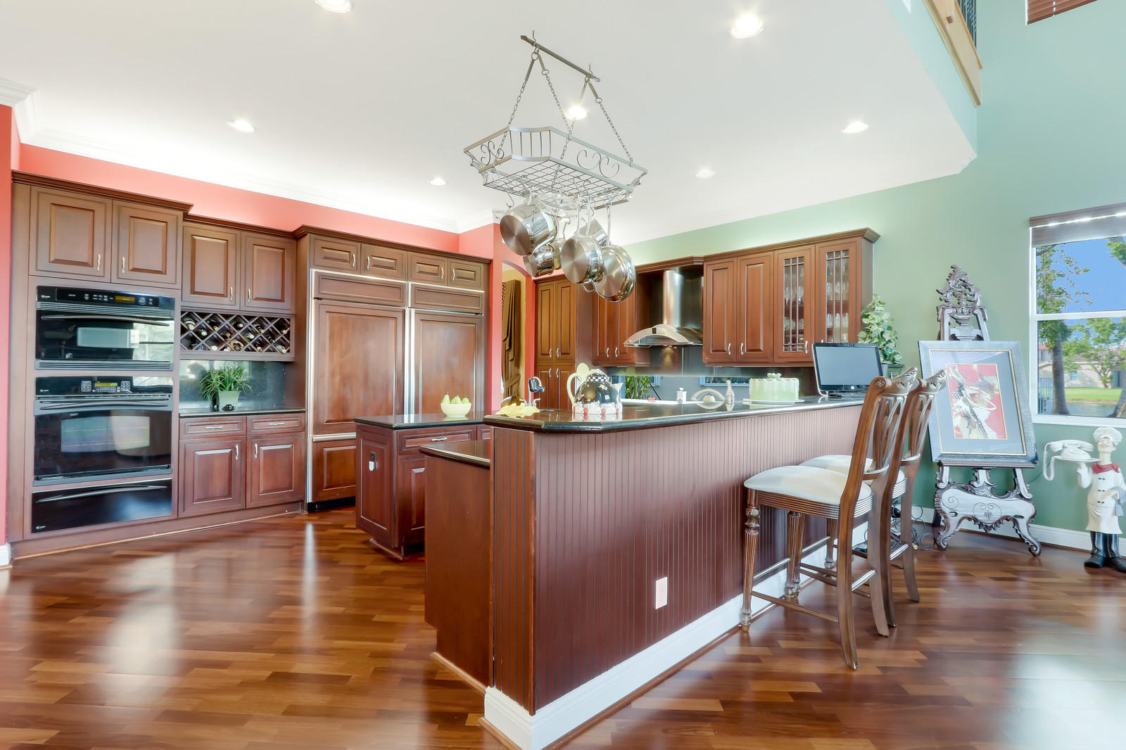 ISOLA BELLA ESTATES                             VI - Residential