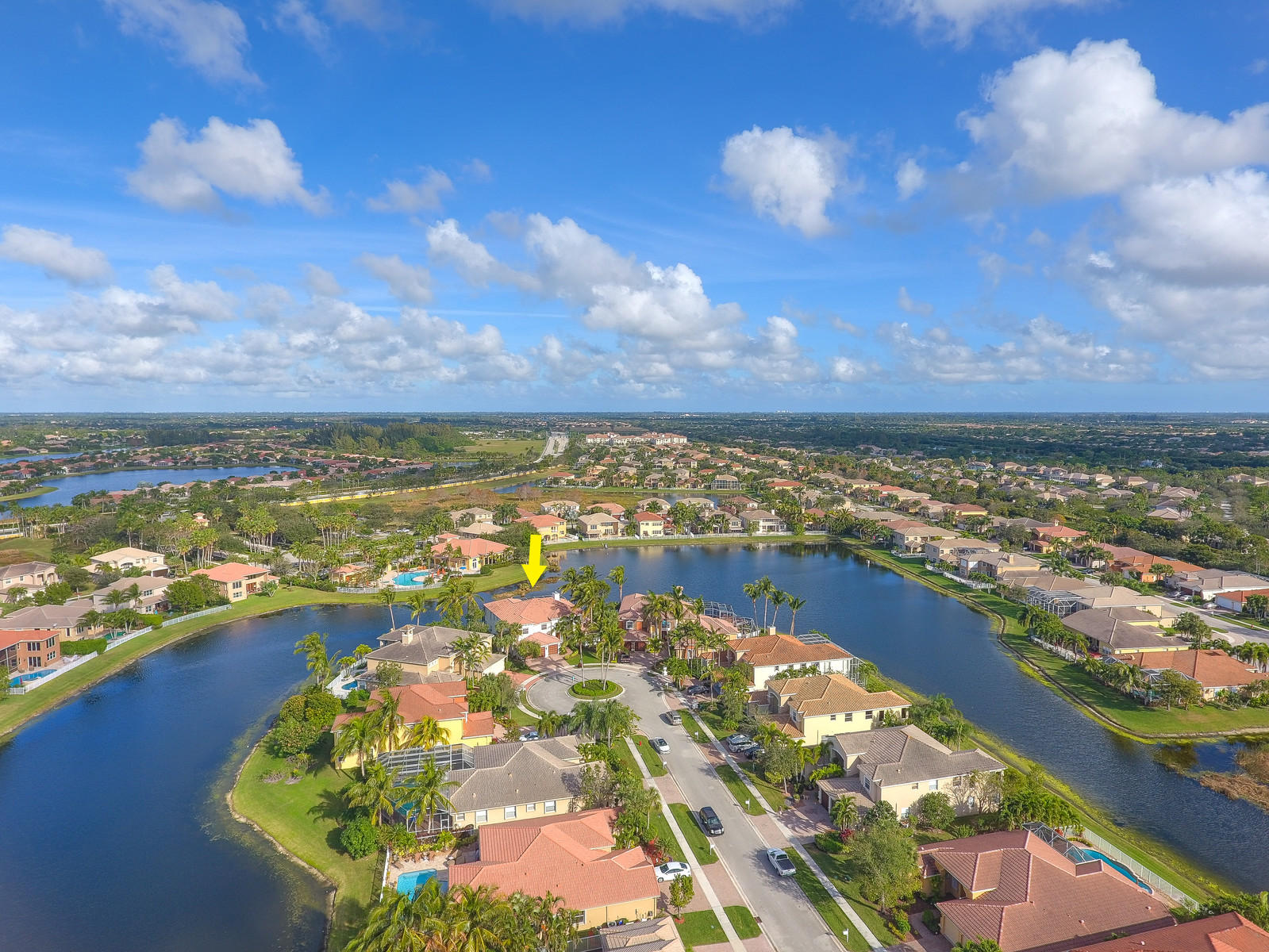 ISOLA BELLA ESTATES                             VI - Residential