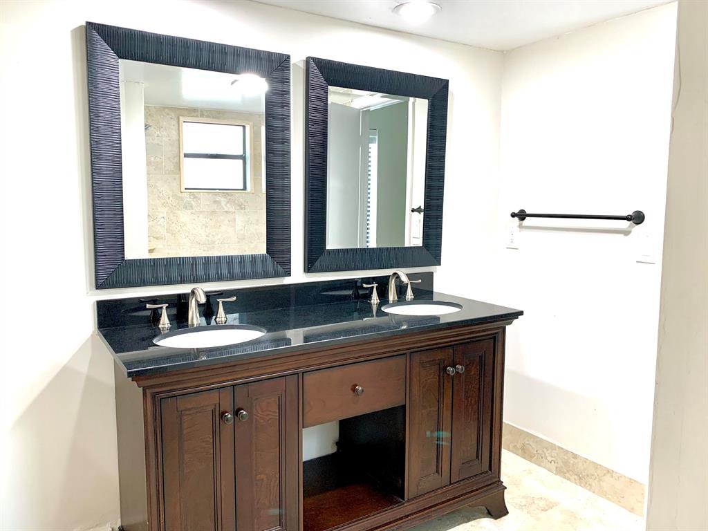 BOCA MADERA UNIT 2 - Residential