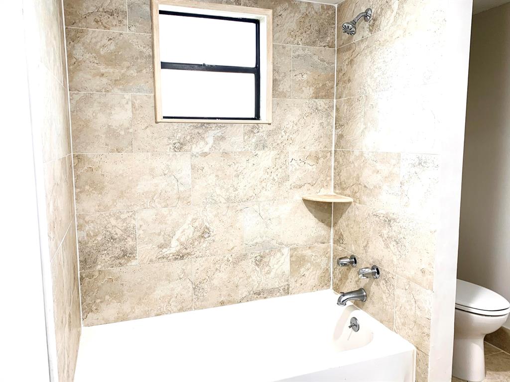 BOCA MADERA UNIT 2 - Residential