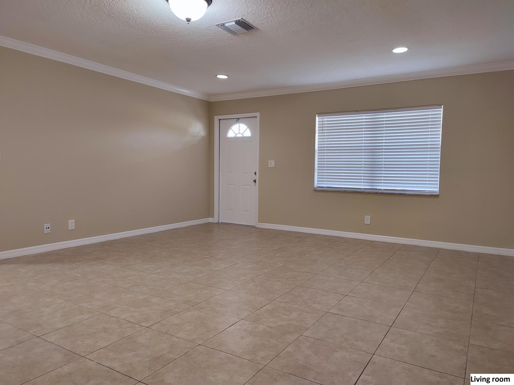 ELMWOOD EST - Residential Lease
