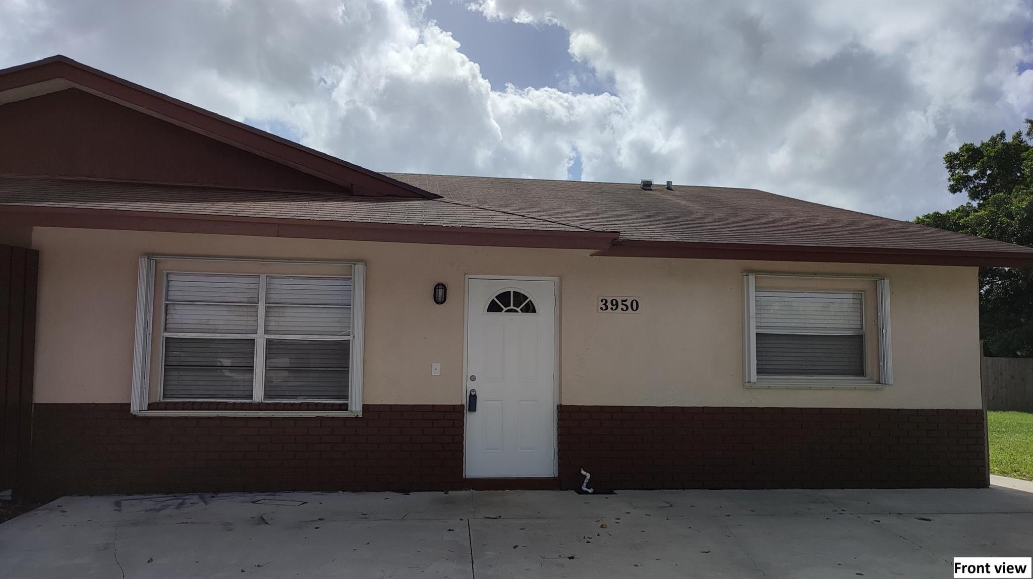 Convenient location!! Close to I-95 , Gardens Mall, Shopping, Restaurants, Parks, Schools and more. One story 3 Bedrooms/2 Baths ,Duplex home with NO HOA !!! The property features with fresh paint inside, tiles flooring throughout the entire unit, crown molding, with washer/dryer in laundry room , and big open patio with fence, one small pet is allowed with $250 non refundable pet fee .Tenant needs to show renter's insurance with pet liability. Note : The 3rd bedroom with AC is smaller and it was converted from the porch.