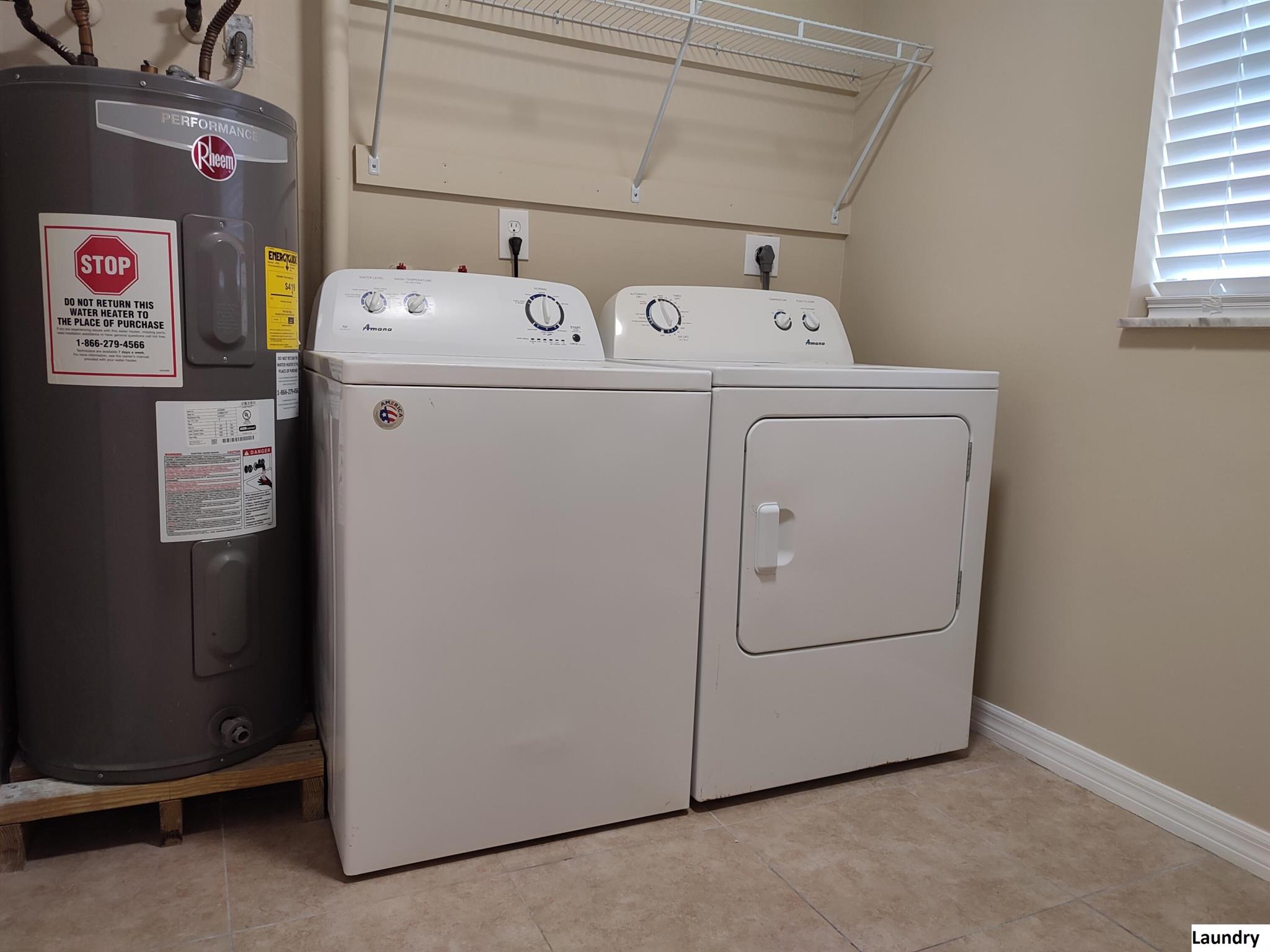 ELMWOOD EST - Residential Lease
