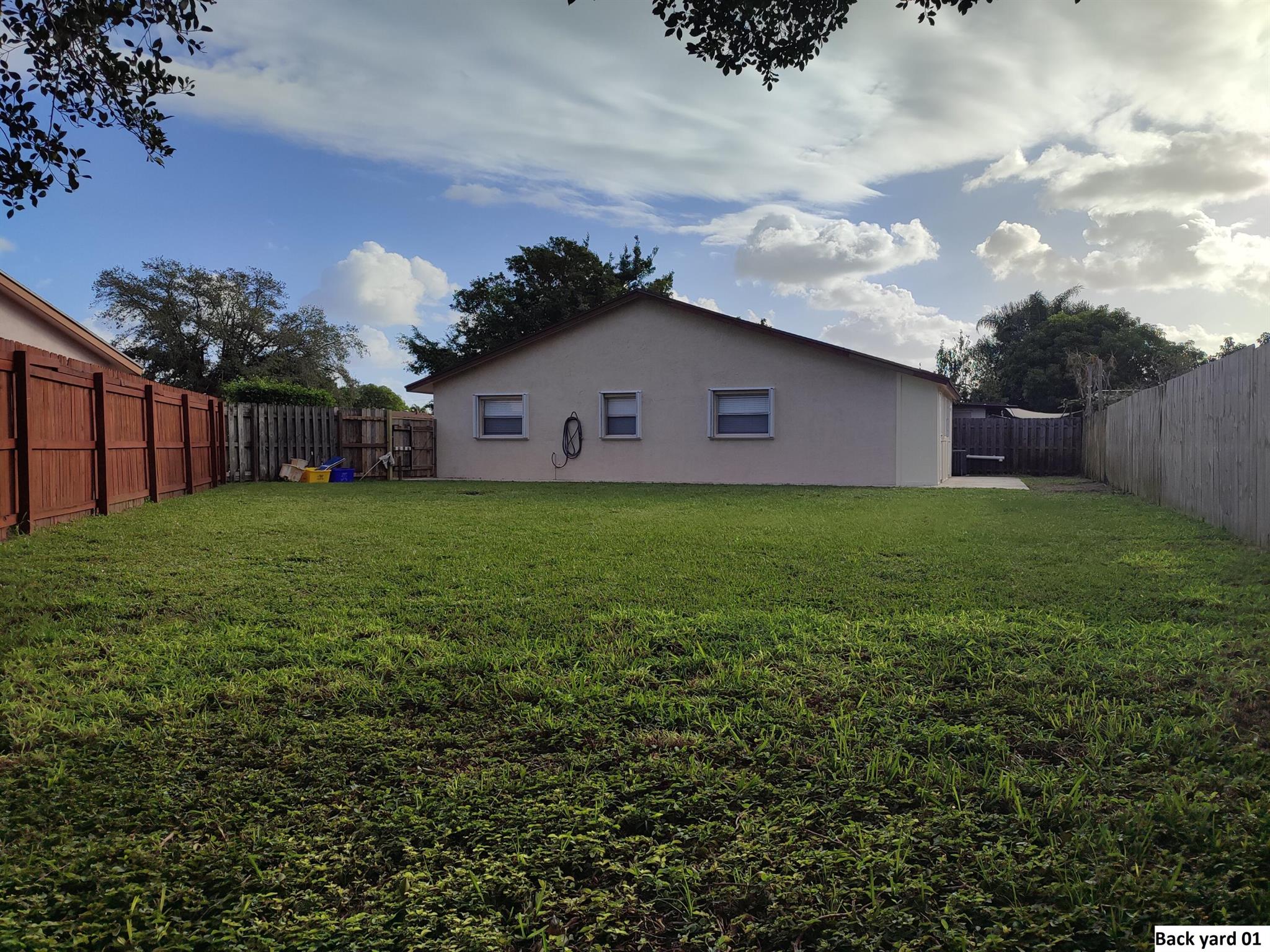 ELMWOOD EST - Residential Lease
