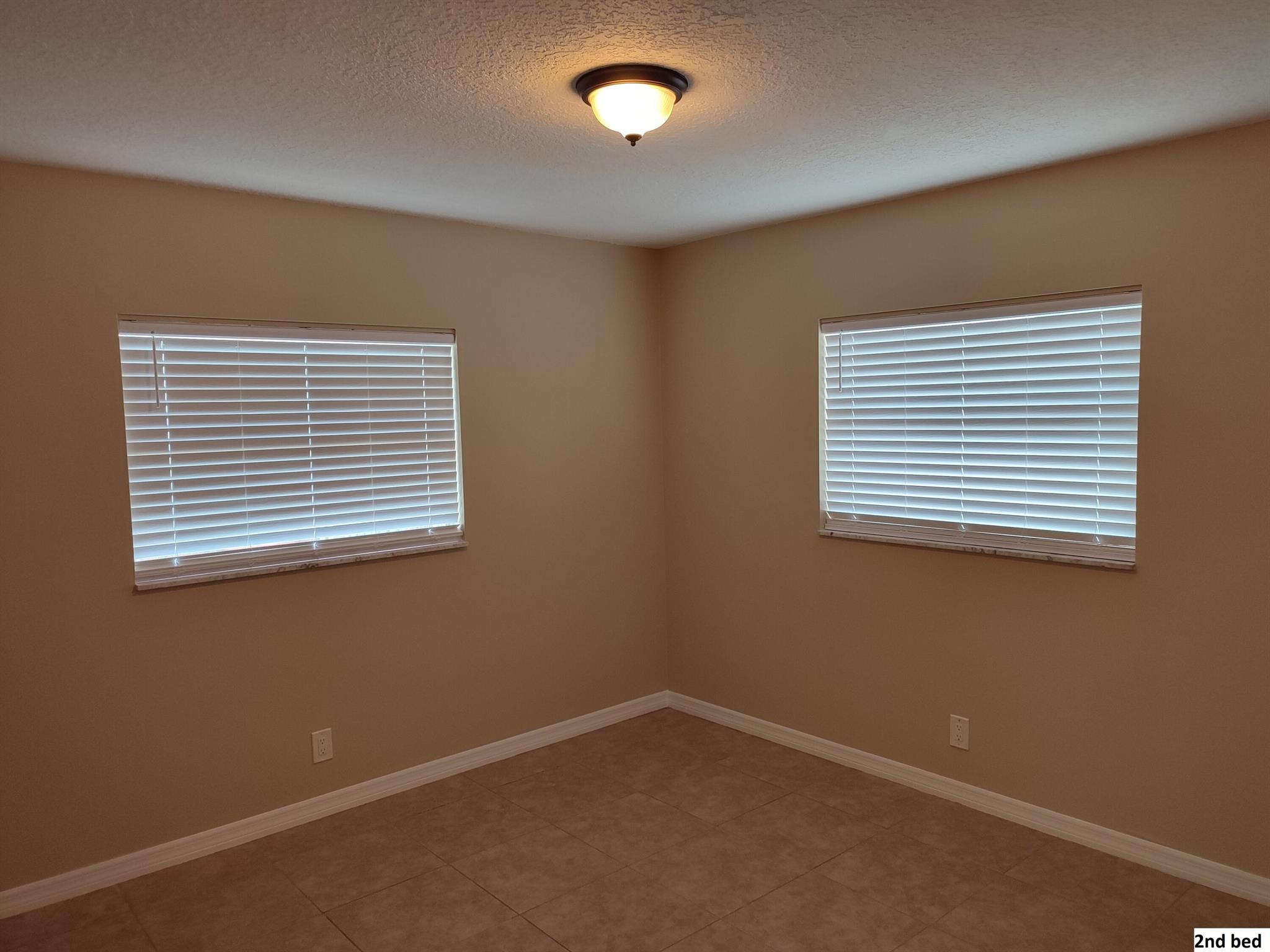 ELMWOOD EST - Residential Lease
