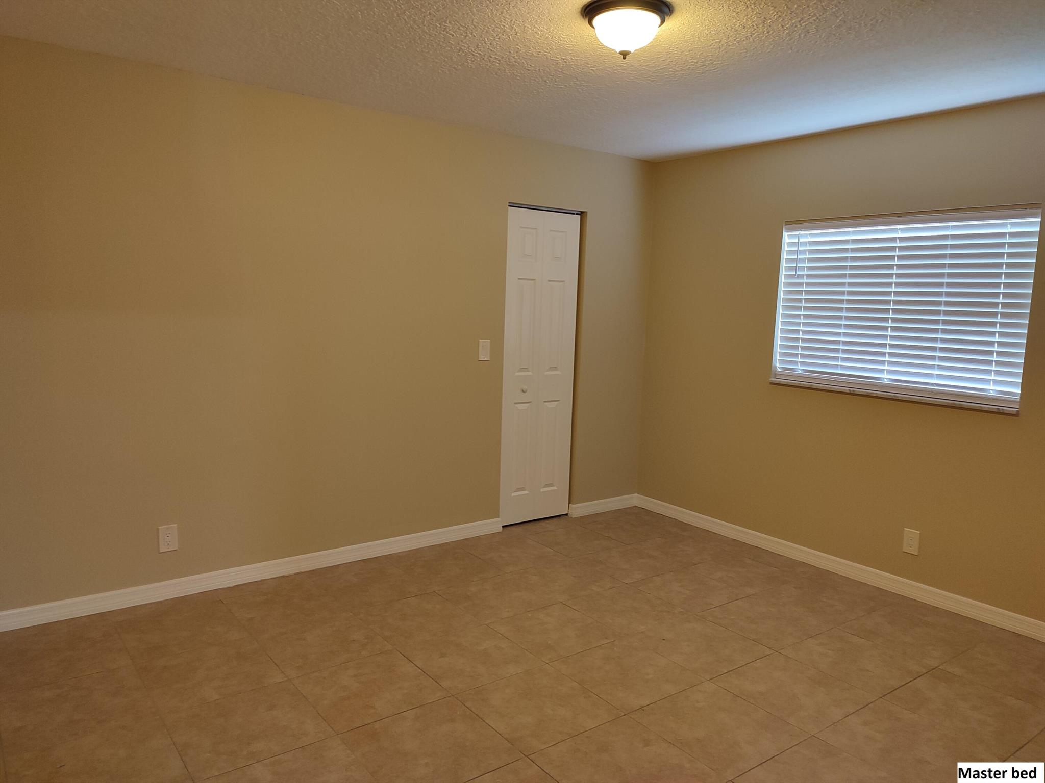 ELMWOOD EST - Residential Lease