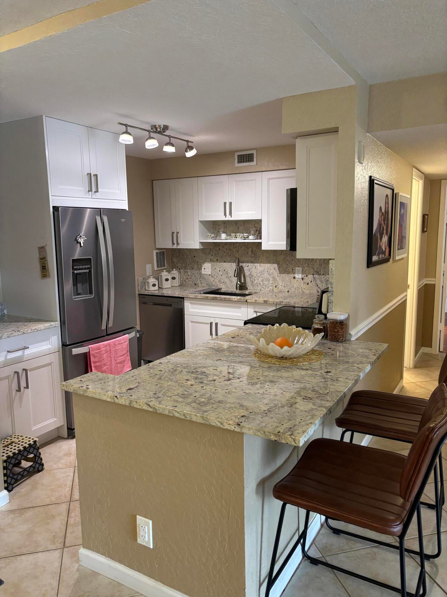 1000 Spanish River Road 3c, Boca Raton FL 33432