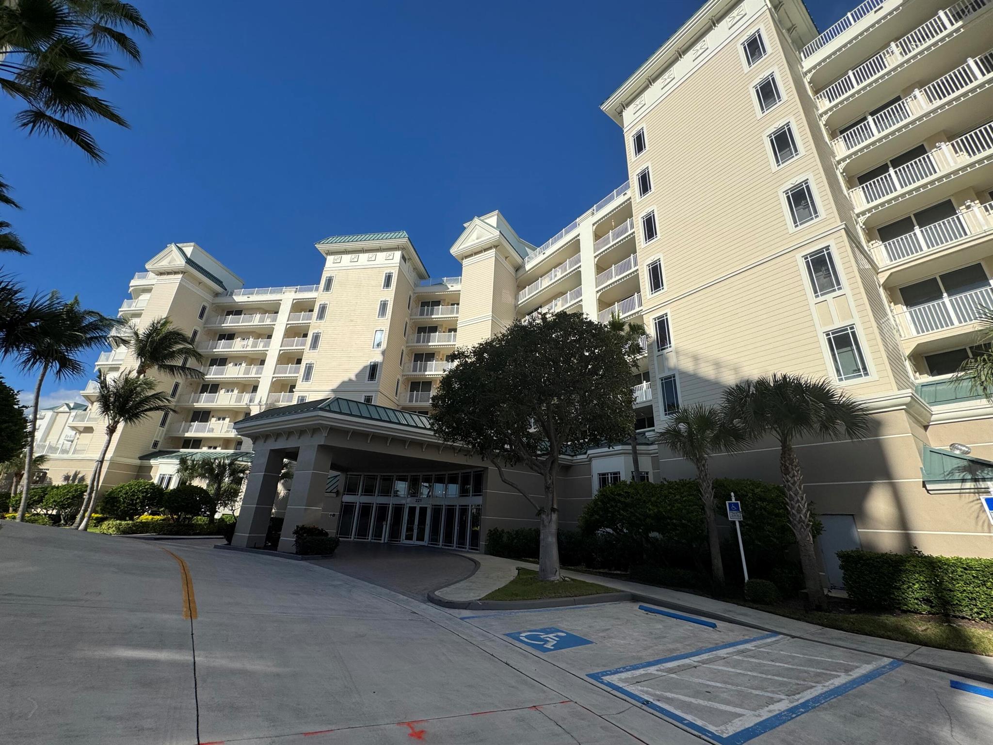 JUPITER OCEAN GRANDE - Residential Lease