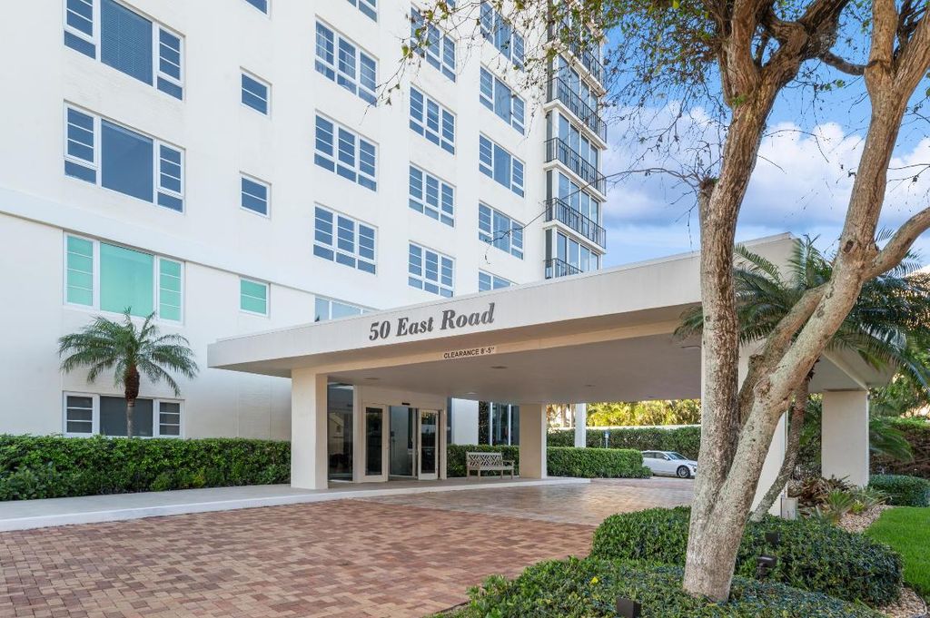 Photo of 50 East Road #11f, Delray Beach, FL 33483 (MLS # R11130401)