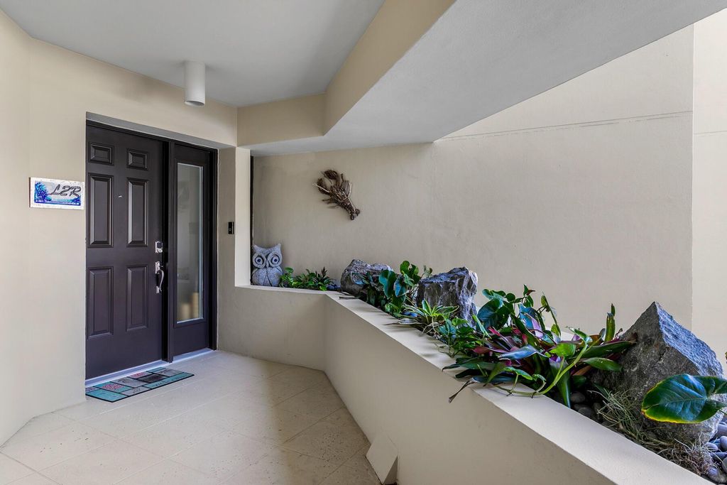 Photo of 1109 Marine Way #L2r, North Palm Beach, FL 33408 (MLS # R10943423)