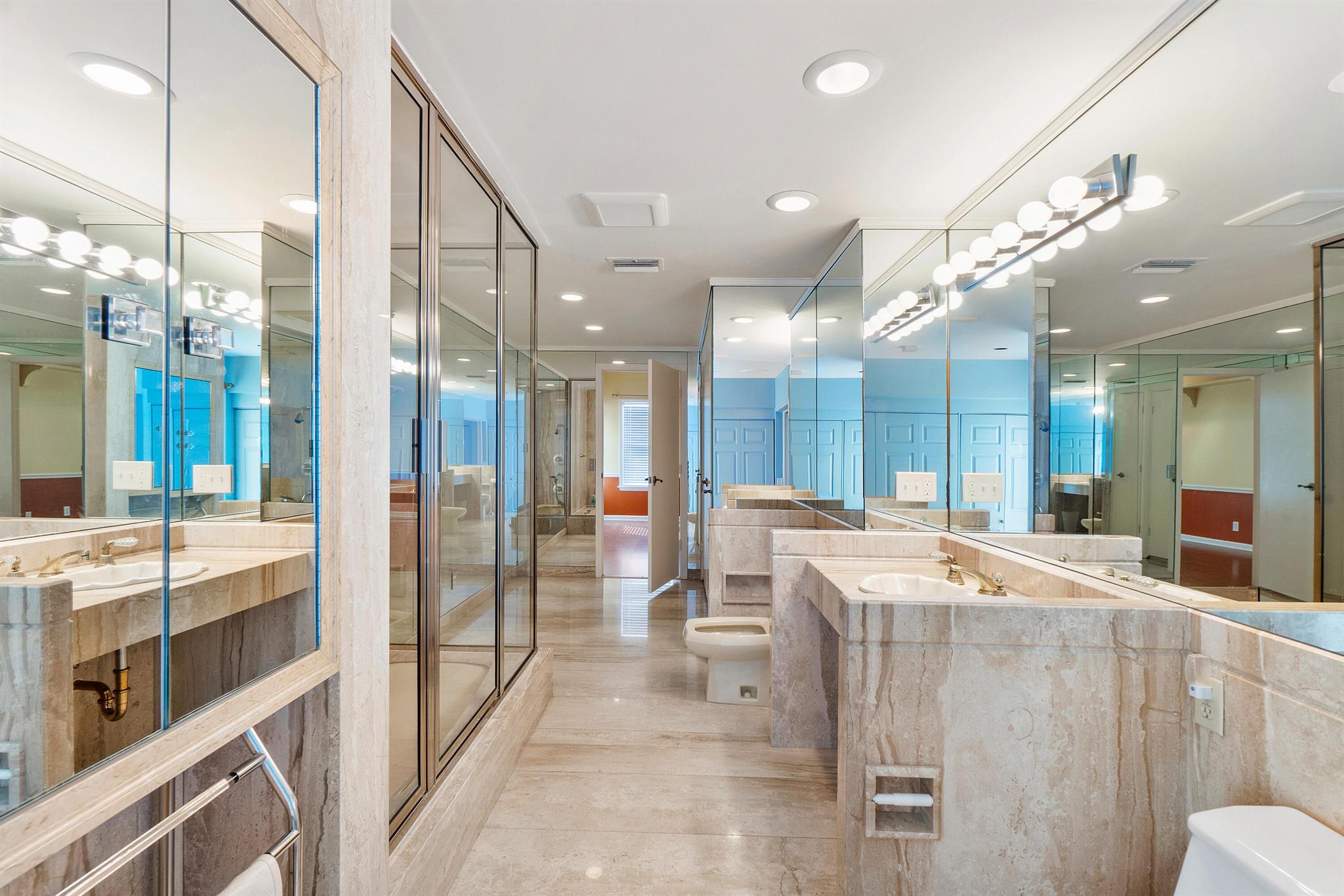 Ibis Isle - Residential