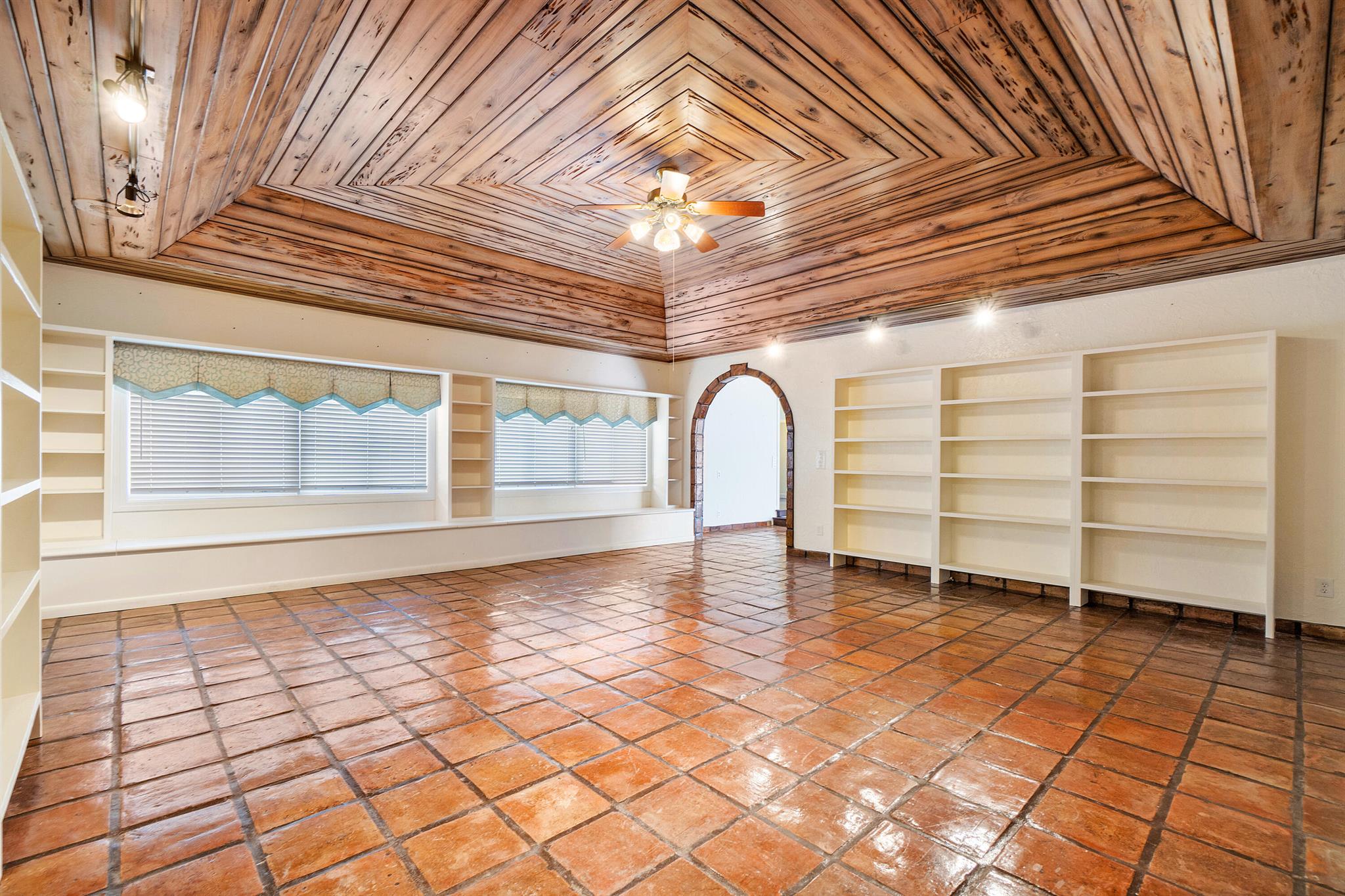 Ibis Isle - Residential