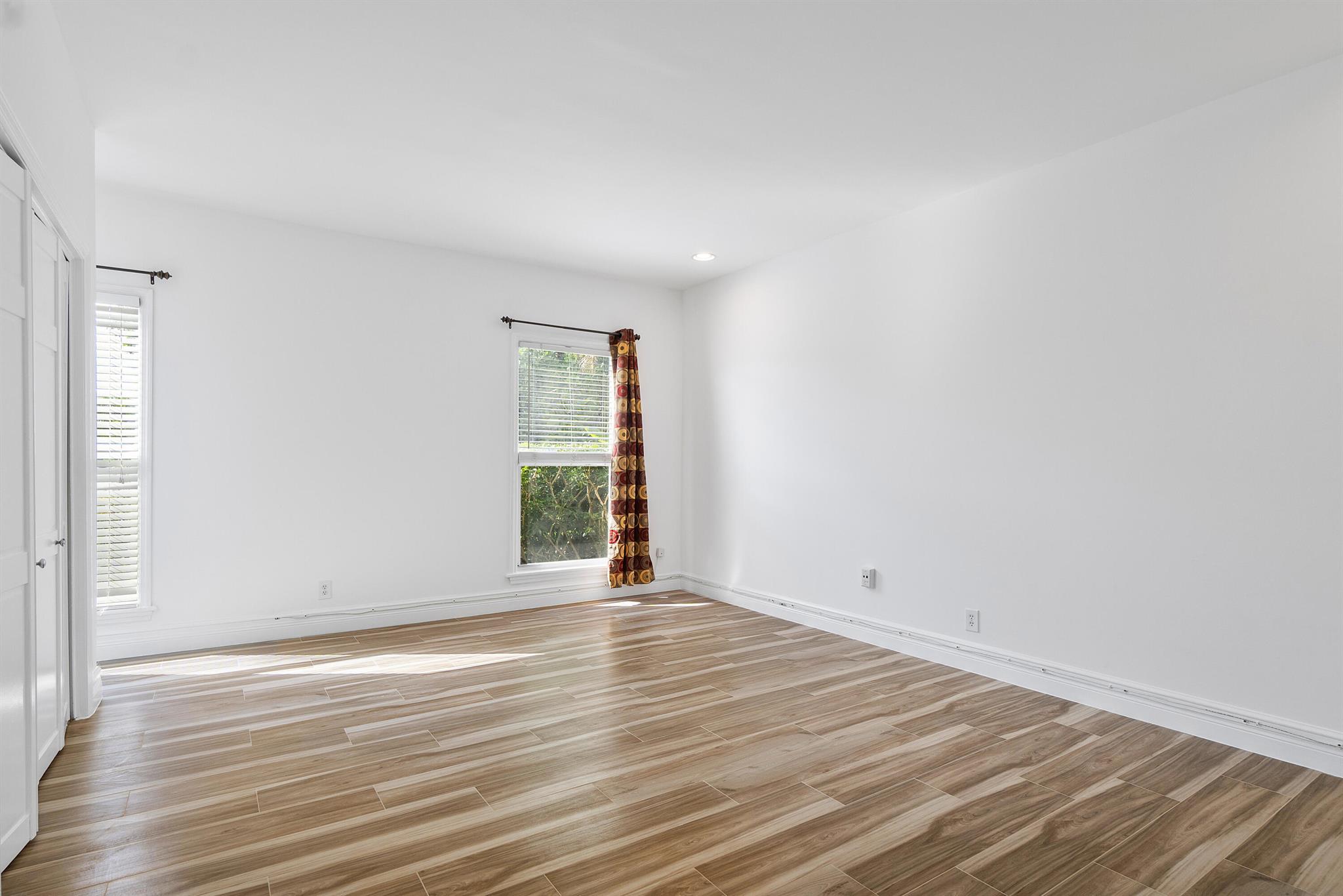 Ibis Isle - Residential