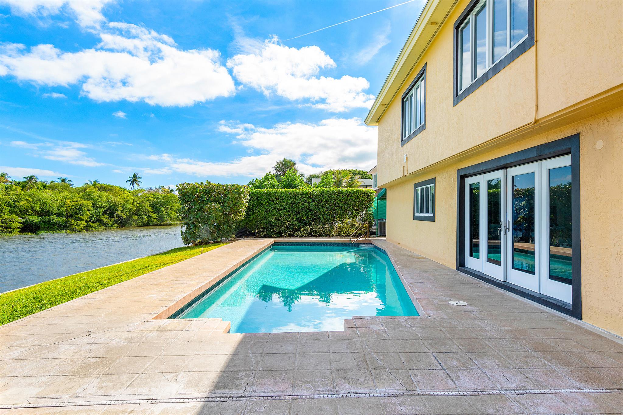 Ibis Isle - Residential