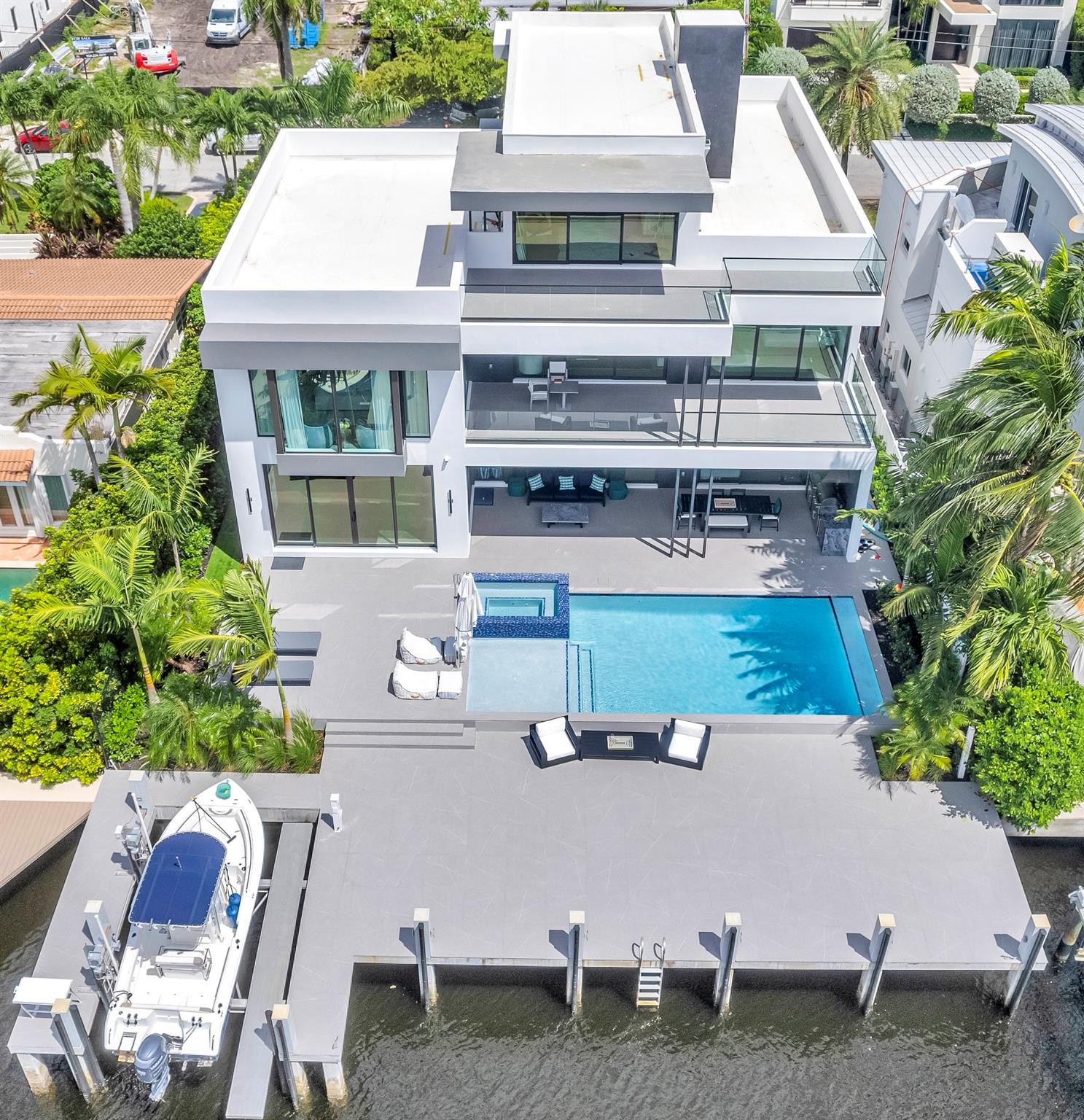 Lauderdale Harbors Sec A - Residential Lease