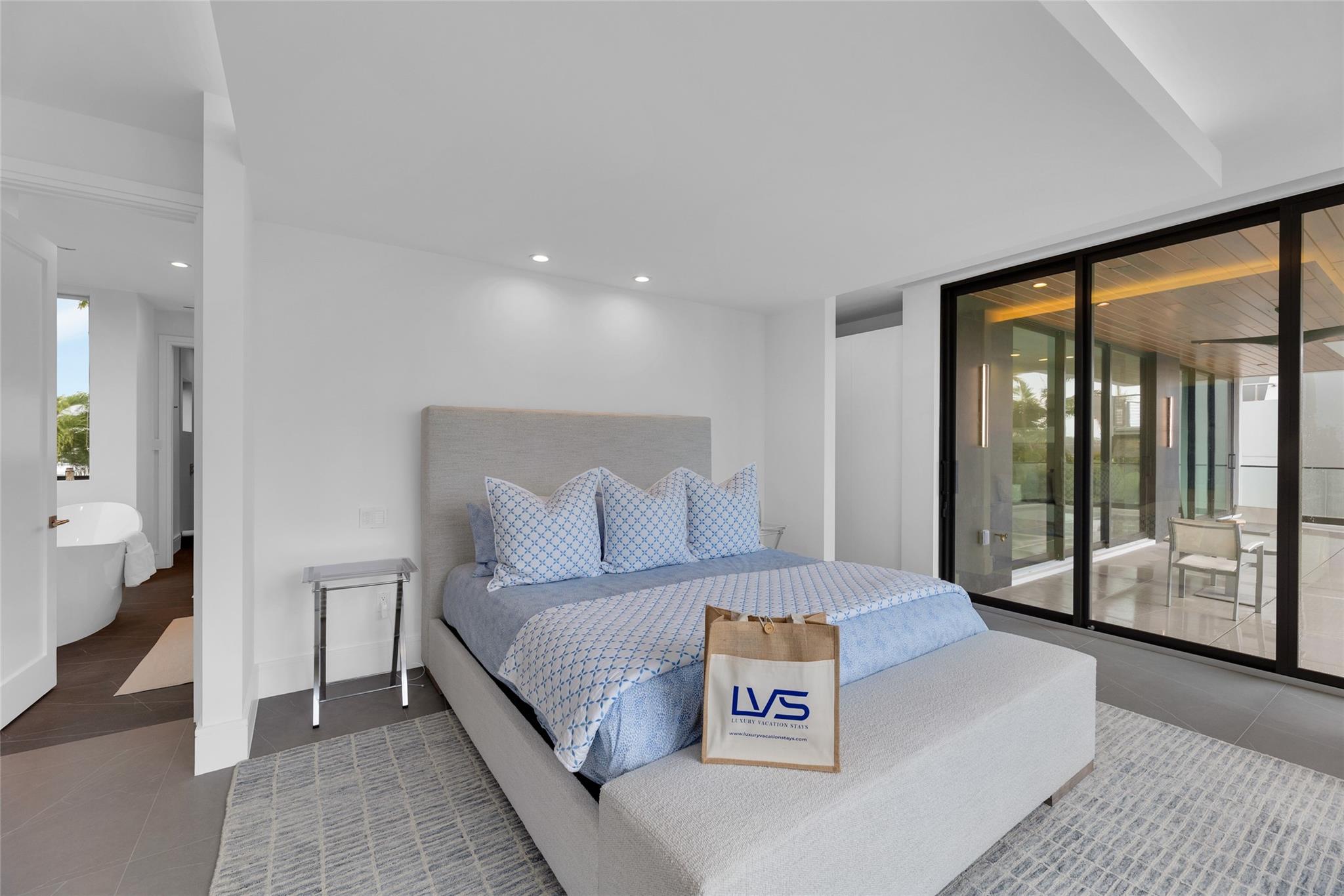Lauderdale Harbors Sec A - Residential Lease
