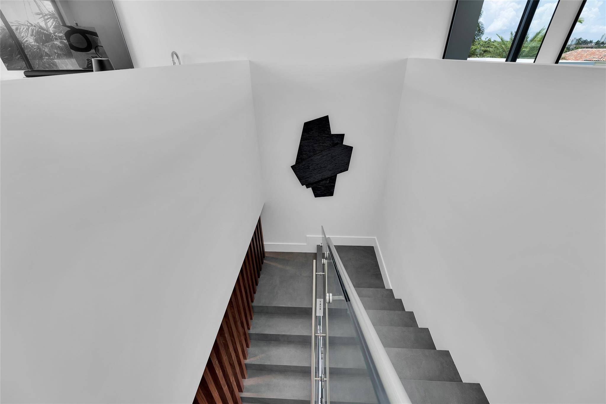 Lauderdale Harbors Sec A - Residential Lease