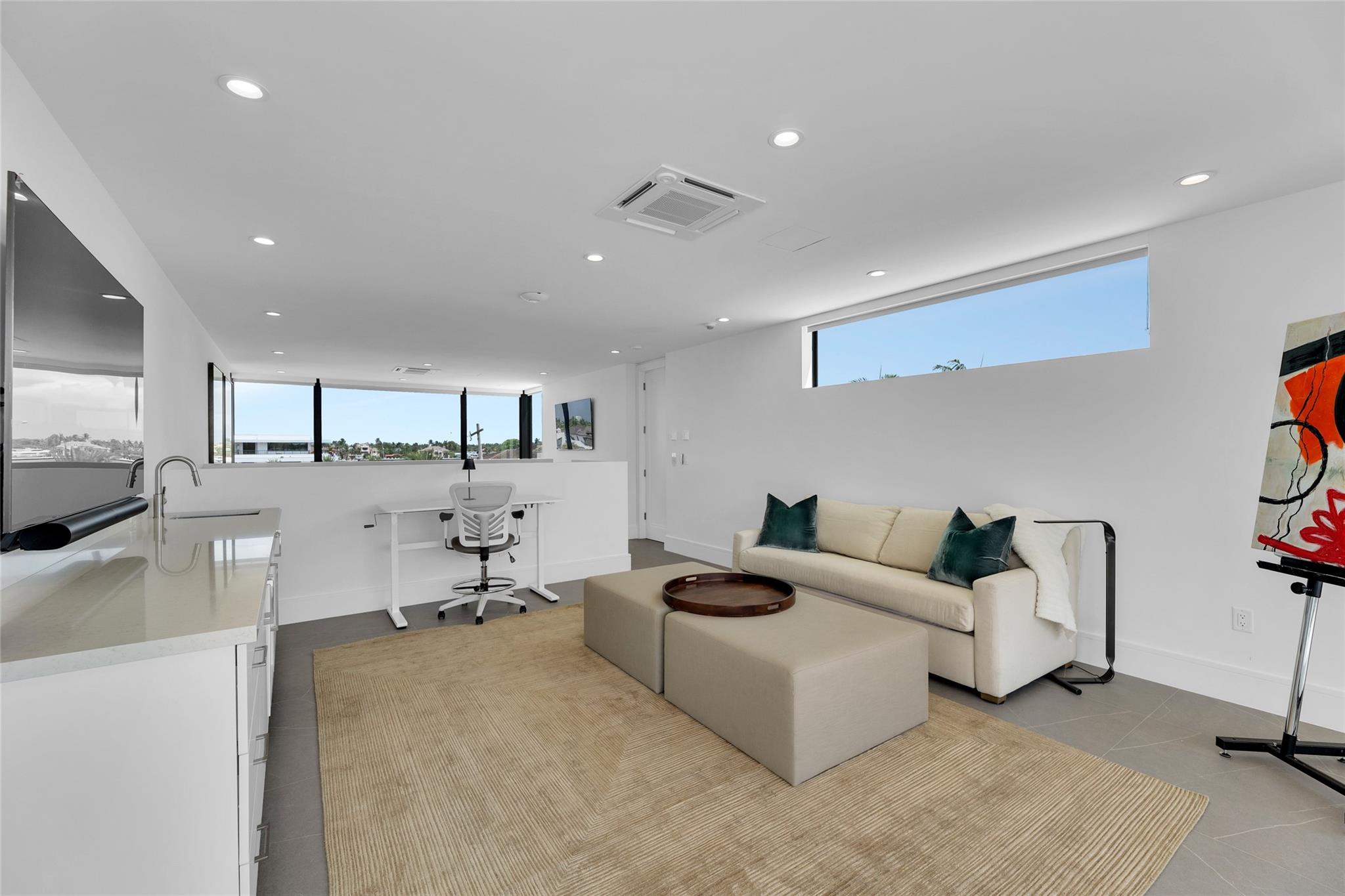 Lauderdale Harbors Sec A - Residential Lease
