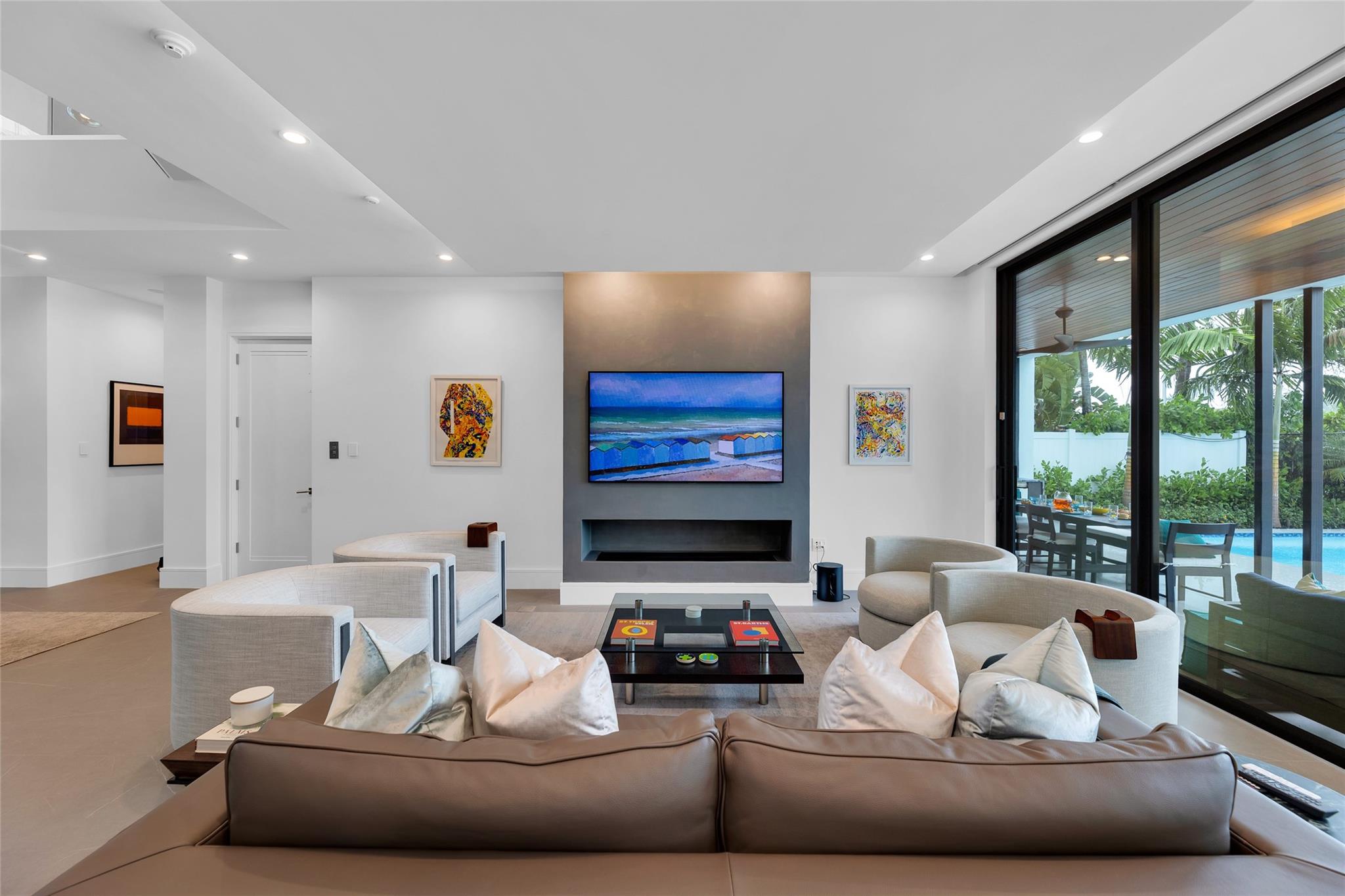 Lauderdale Harbors Sec A - Residential Lease