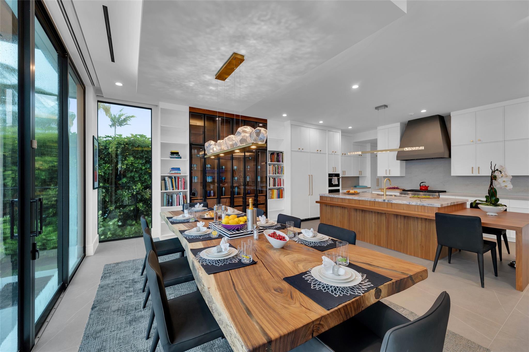 Lauderdale Harbors Sec A - Residential Lease