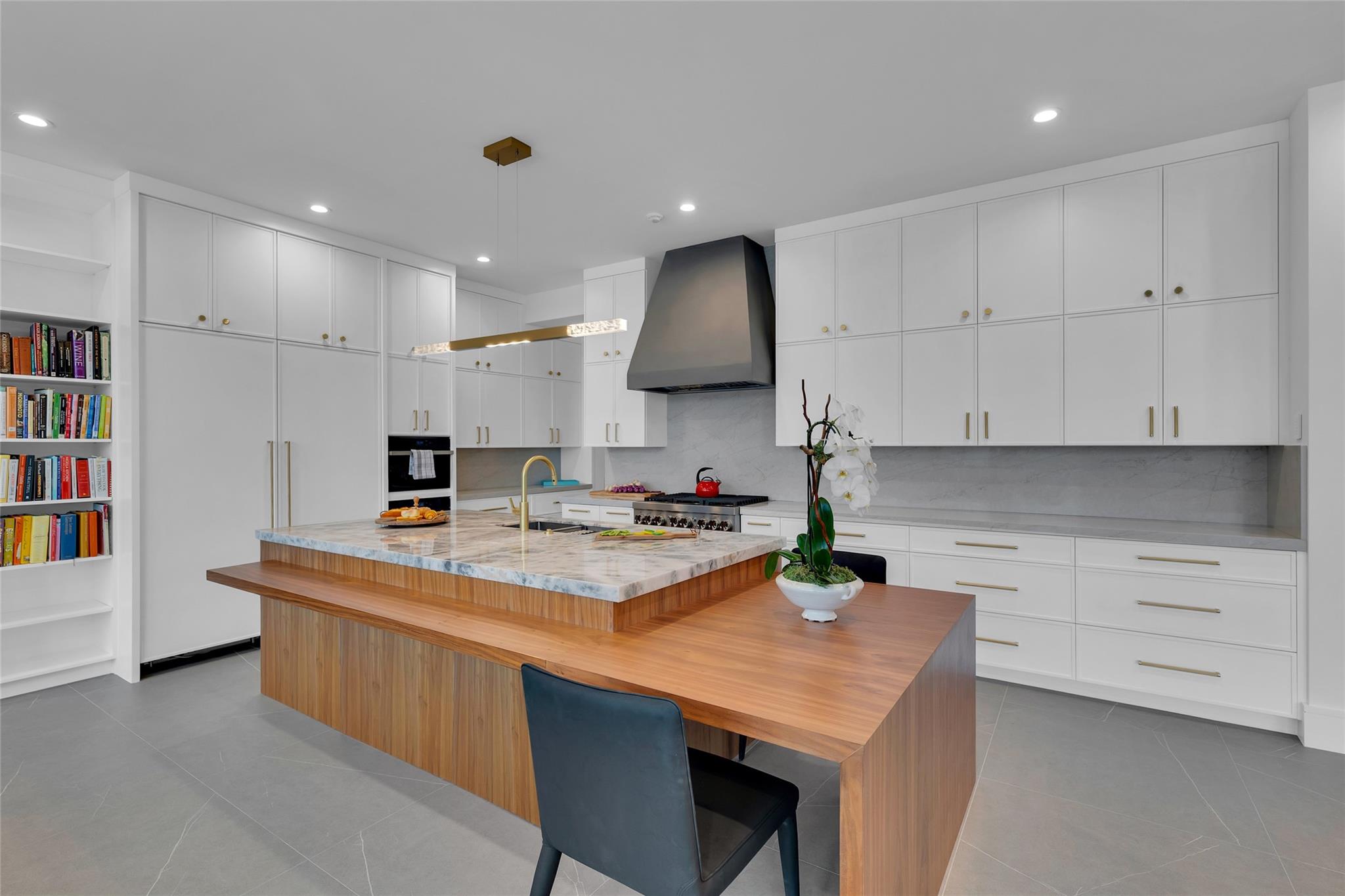 Lauderdale Harbors Sec A - Residential Lease