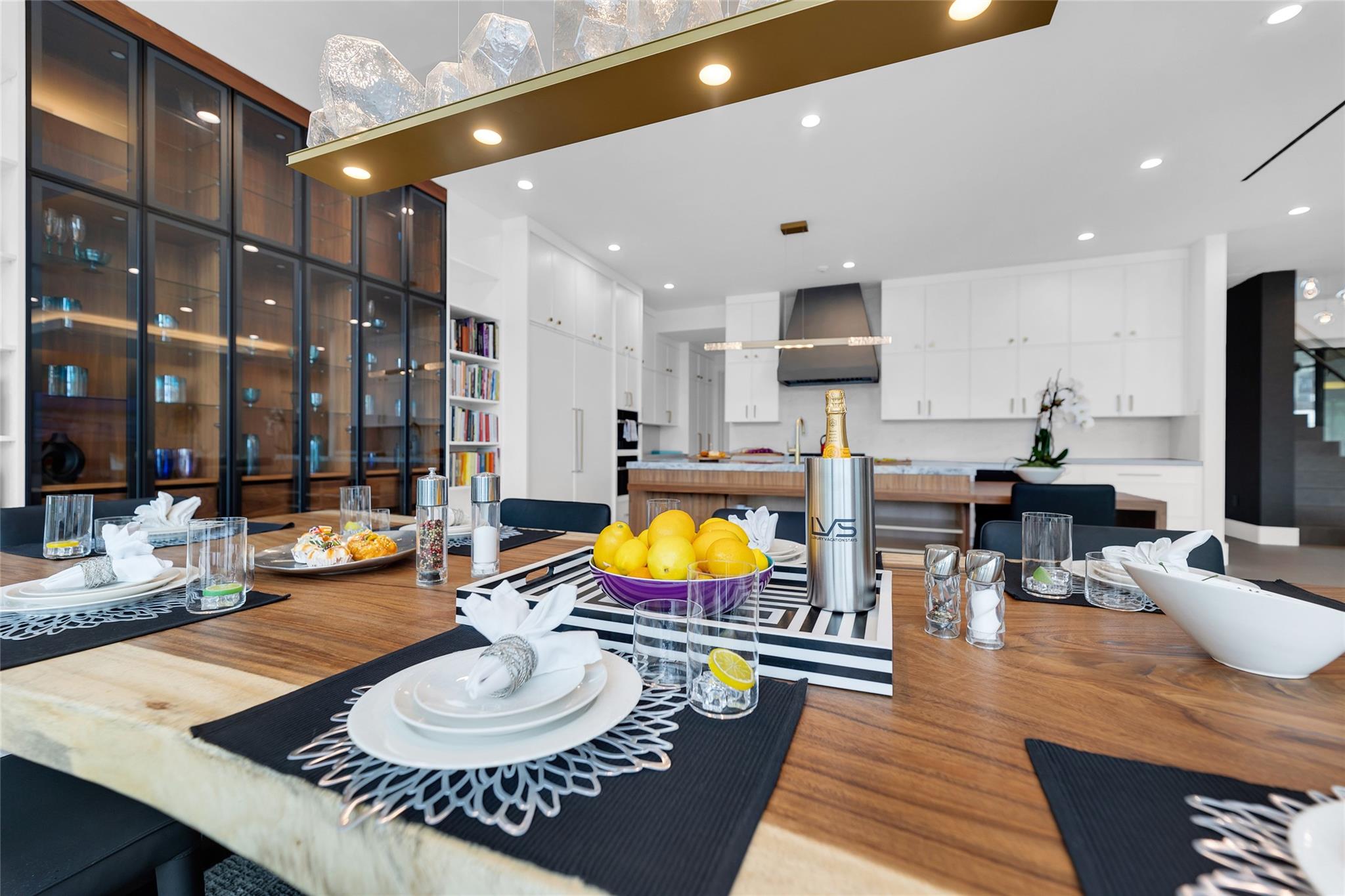 Lauderdale Harbors Sec A - Residential Lease