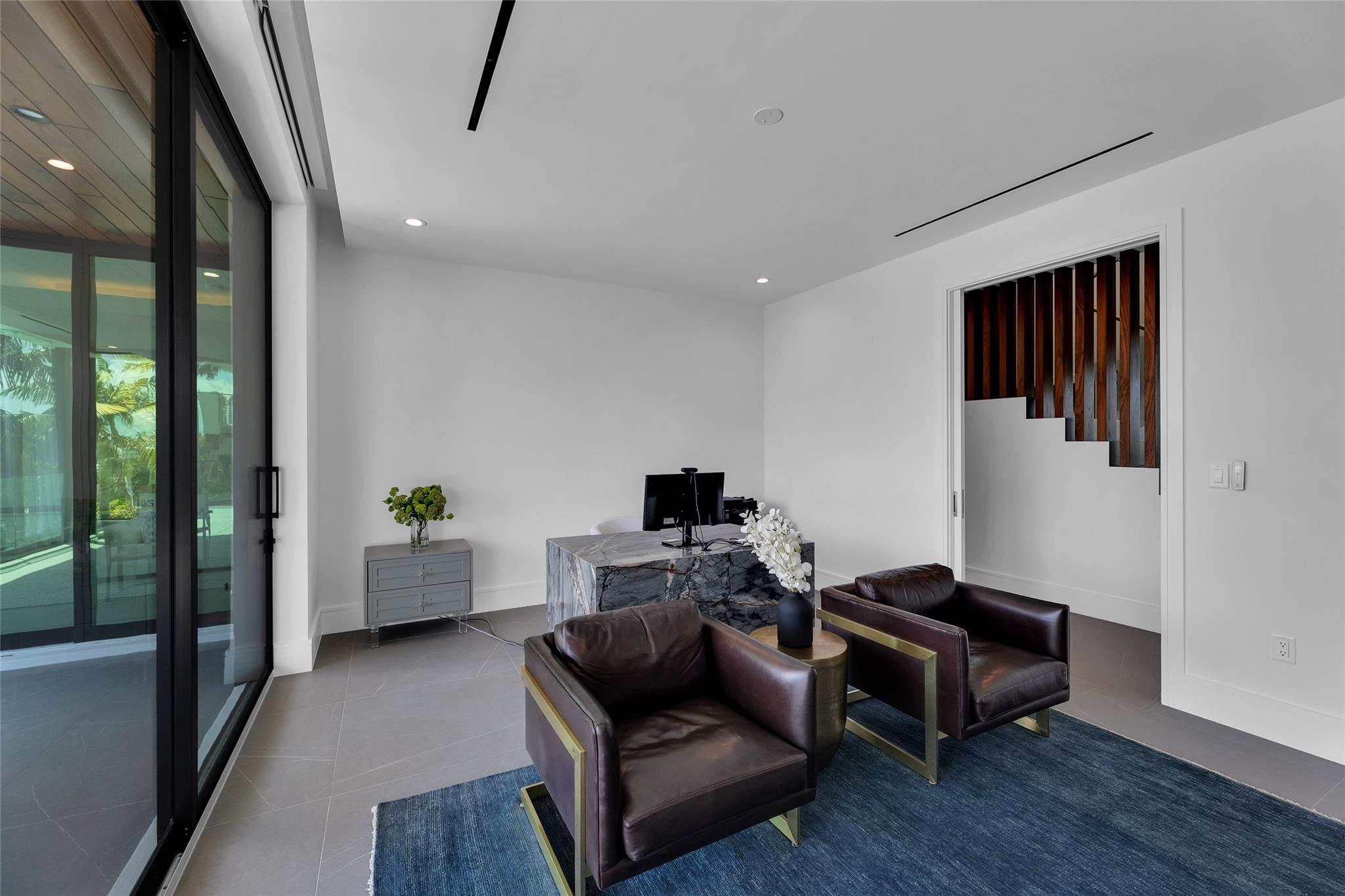 Lauderdale Harbors Sec A - Residential Lease