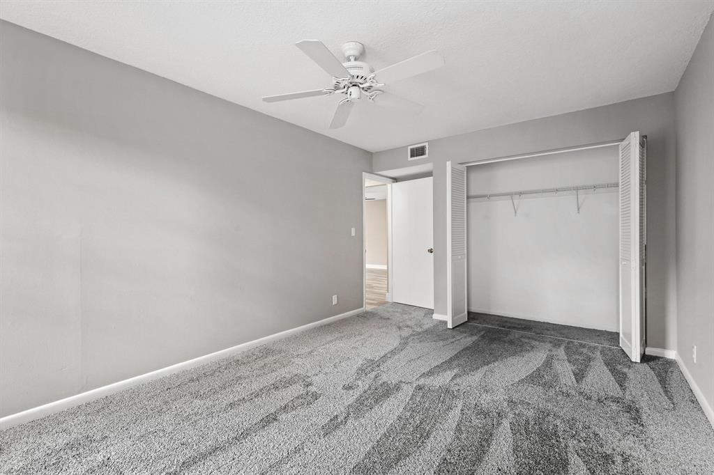 TWIN LAKES SOUTH & TOWN VILLAS CONDO - Residential