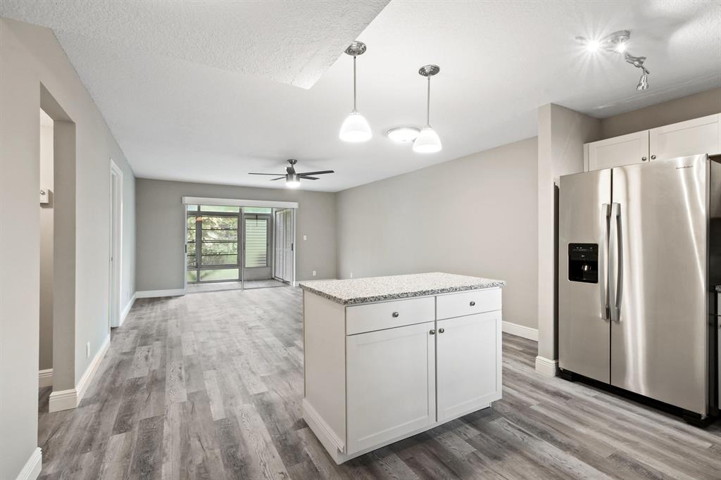 TWIN LAKES SOUTH & TOWN VILLAS CONDO - Residential