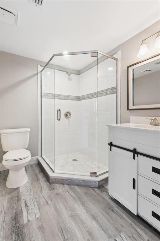 TWIN LAKES SOUTH & TOWN VILLAS CONDO - Residential