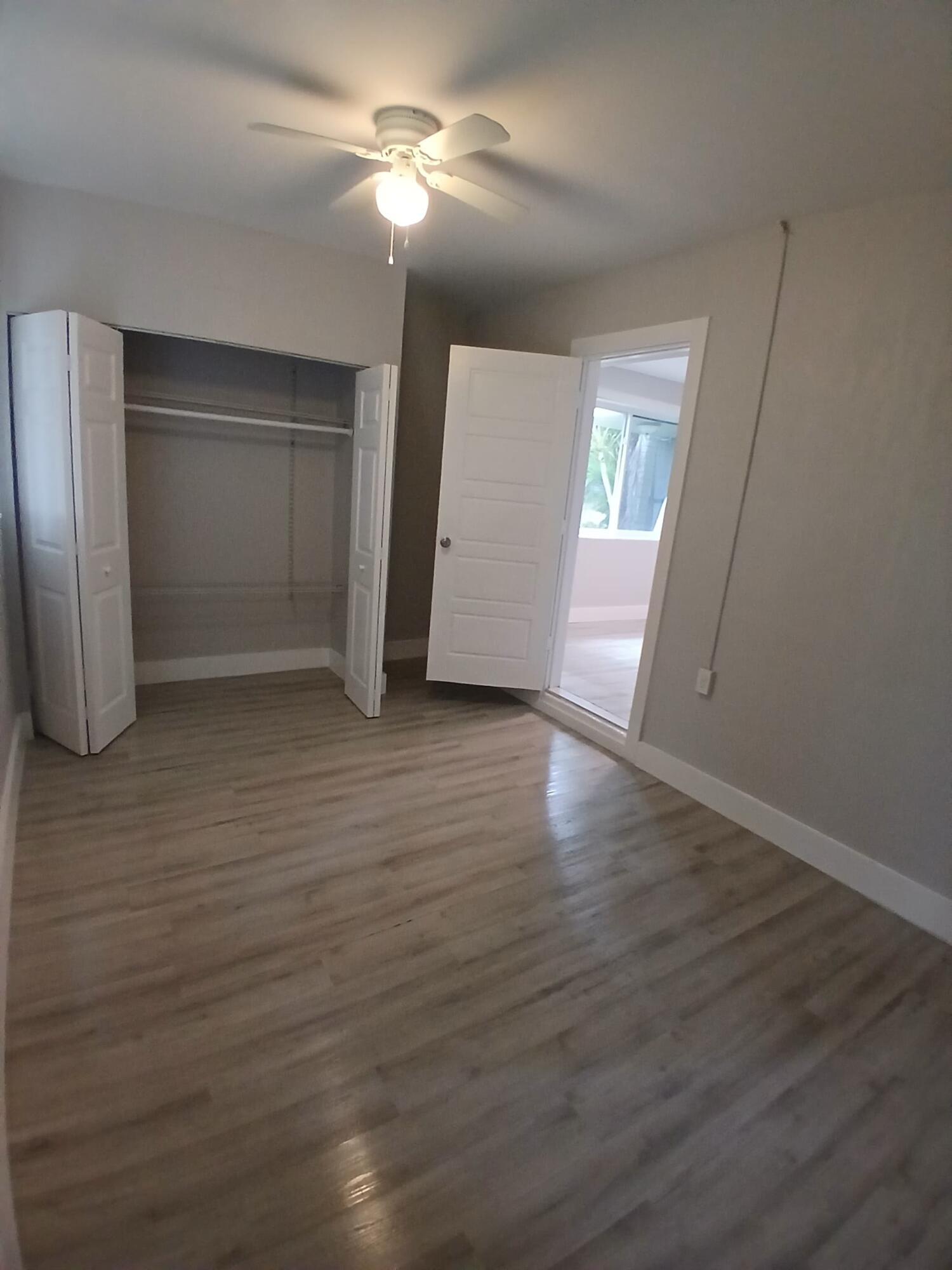 ARCH CREEK ESTS - Residential Lease