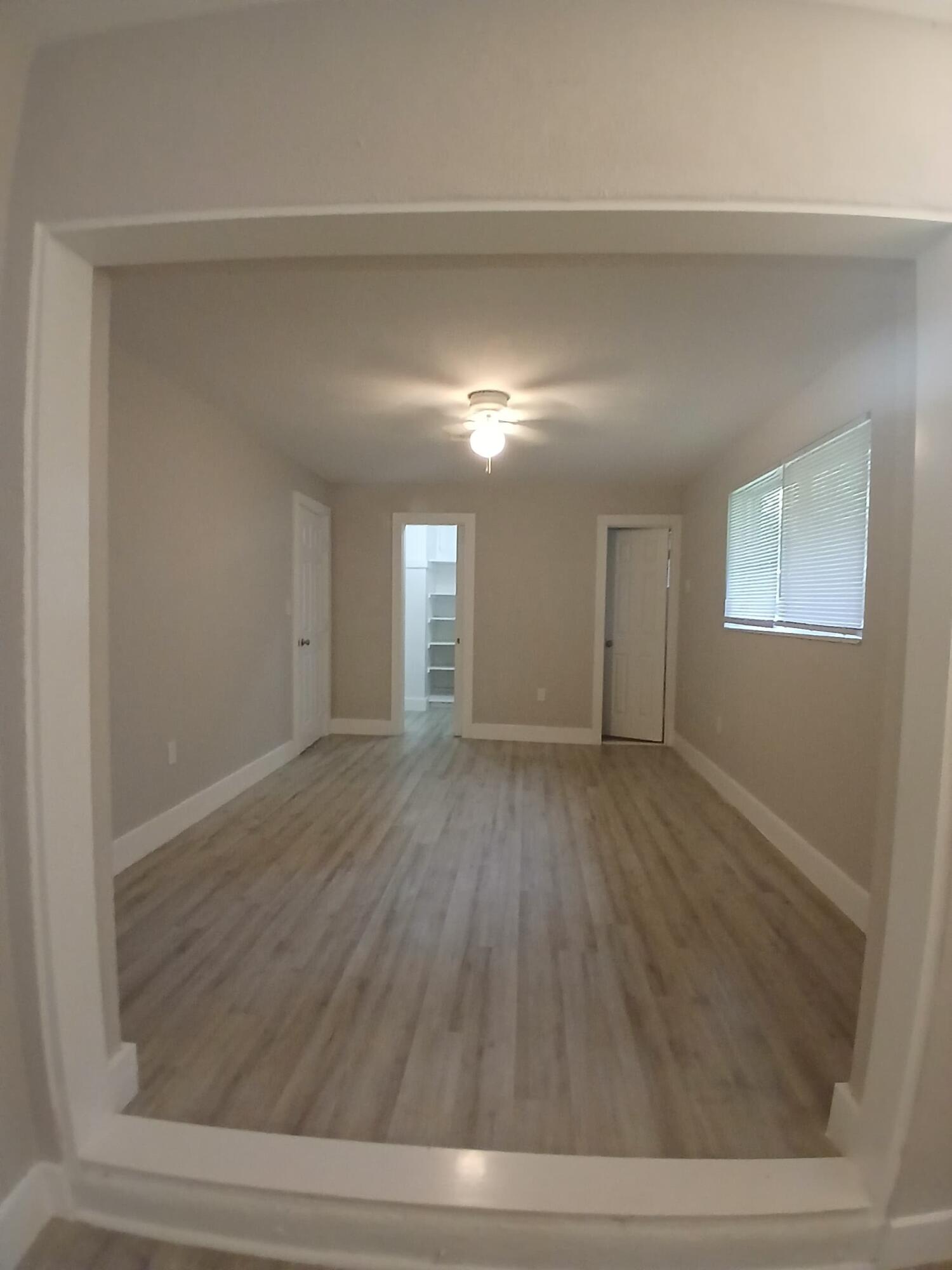 ARCH CREEK ESTS - Residential Lease