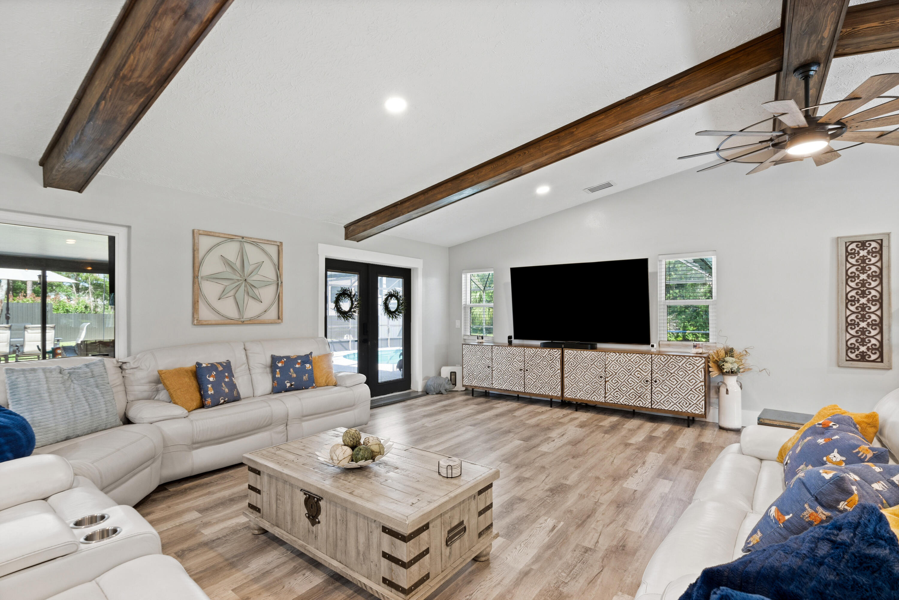 THE WOODLANDS - Residential