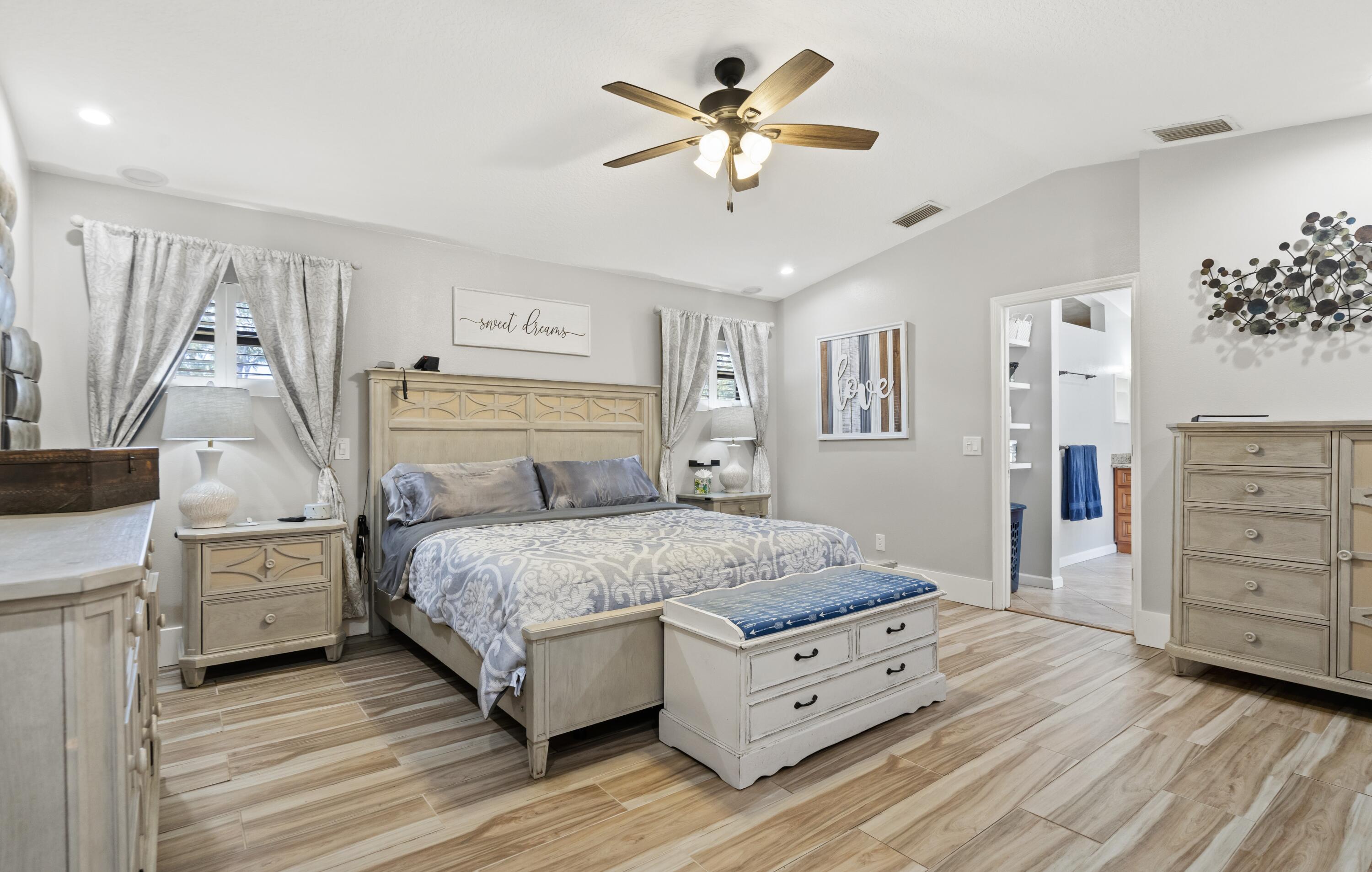 THE WOODLANDS - Residential