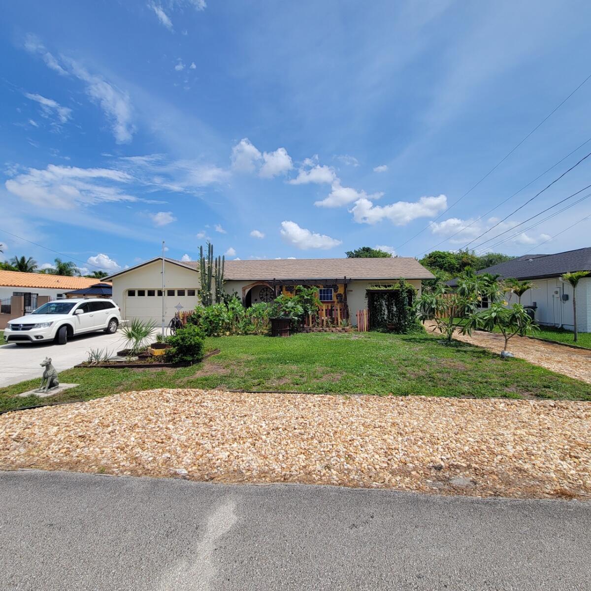 2379 Carambola Road