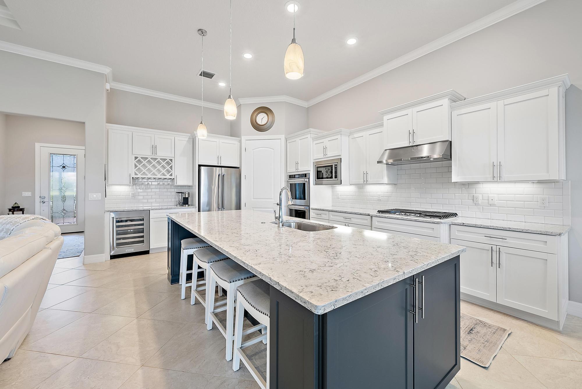 SONOMA ISLES - Residential