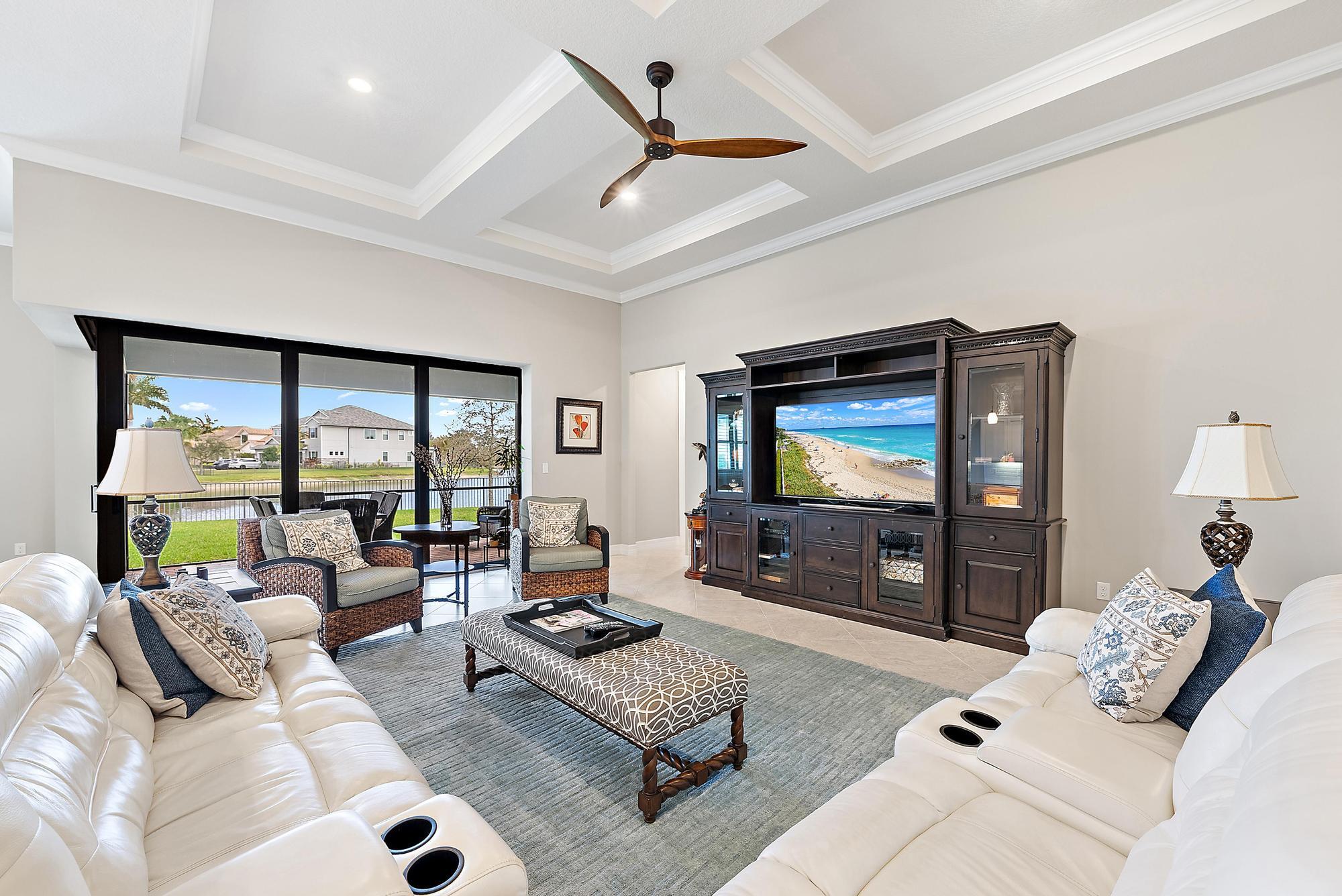 SONOMA ISLES - Residential