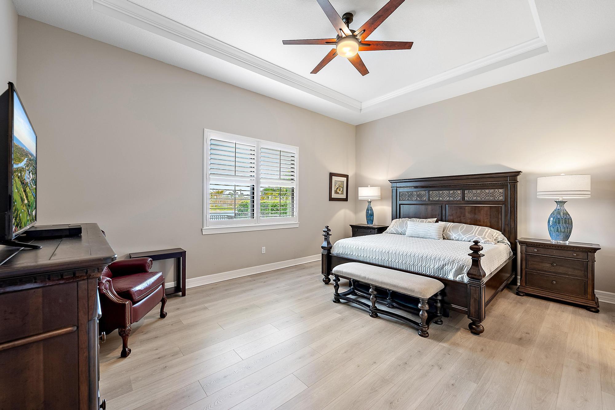 SONOMA ISLES - Residential