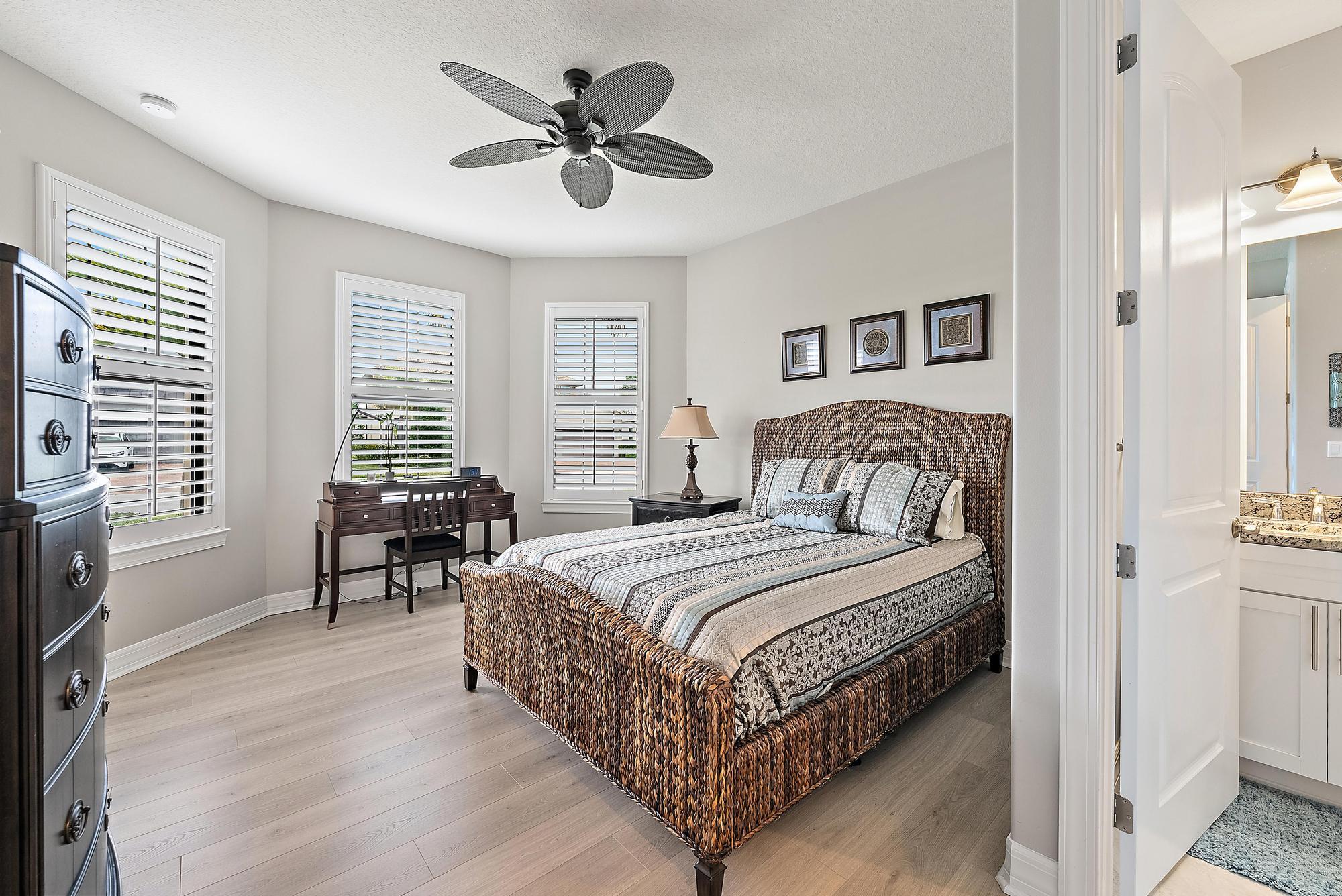 SONOMA ISLES - Residential