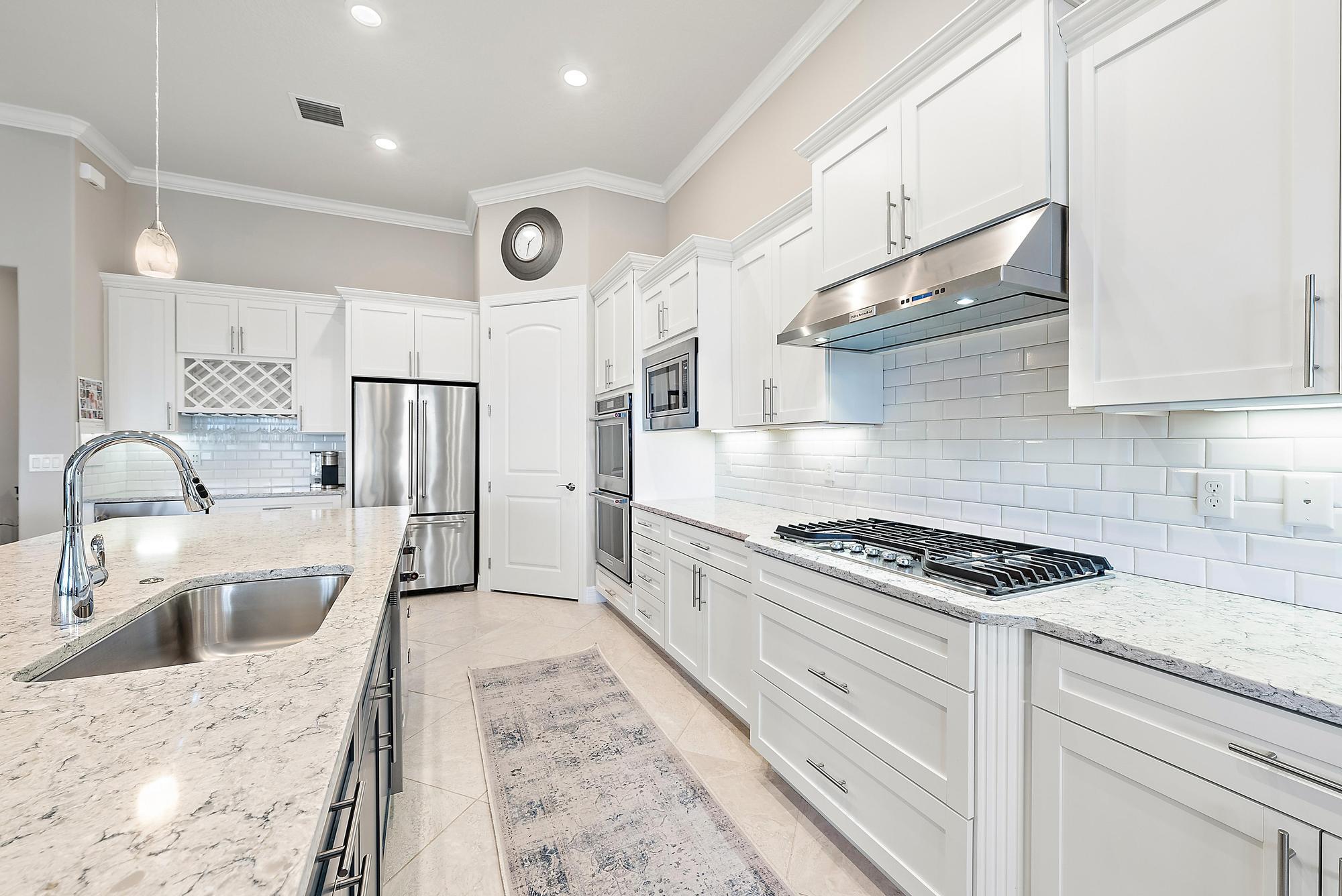 SONOMA ISLES - Residential