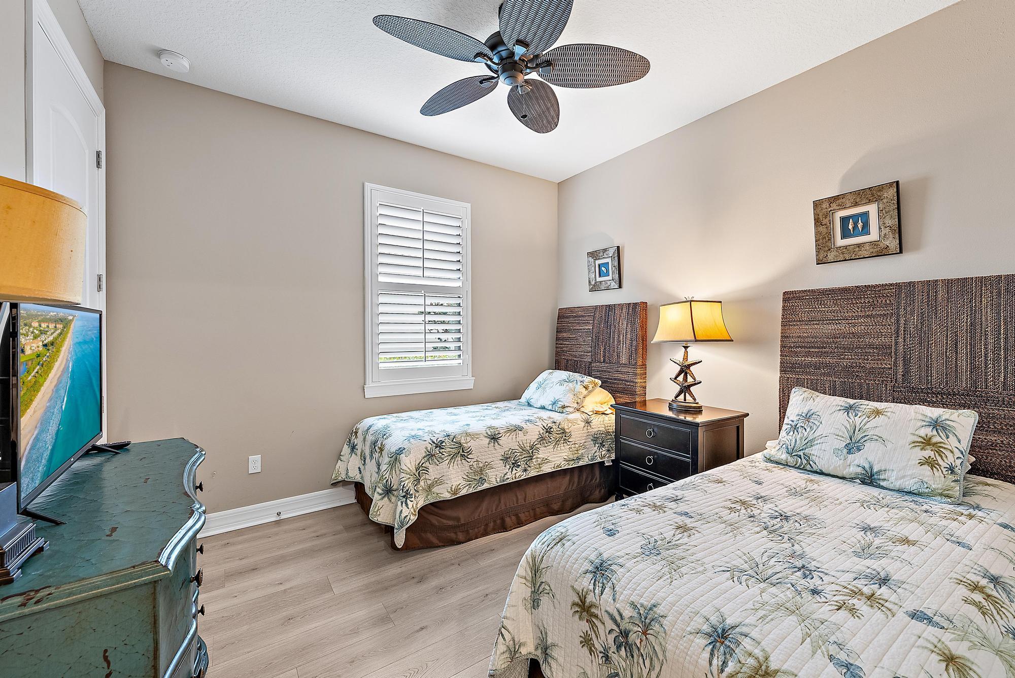 SONOMA ISLES - Residential