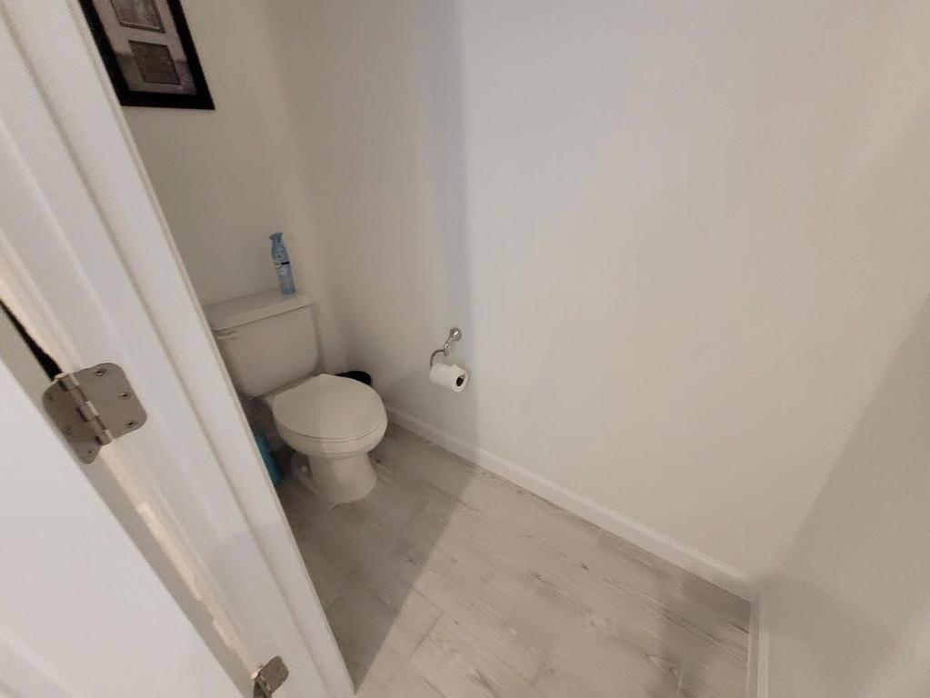 Pointe of Woods - Residential Lease