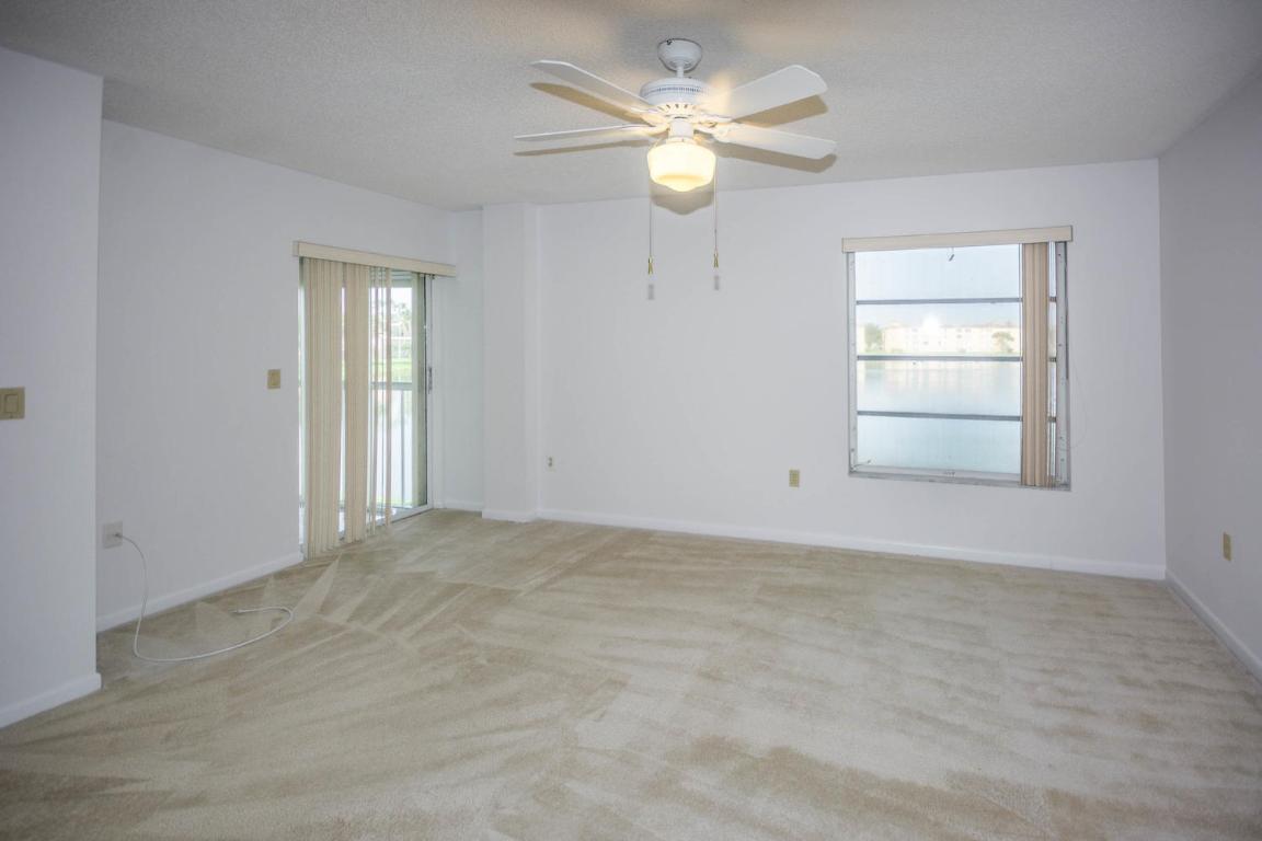 HUNTINGTON POINTE - Residential Lease